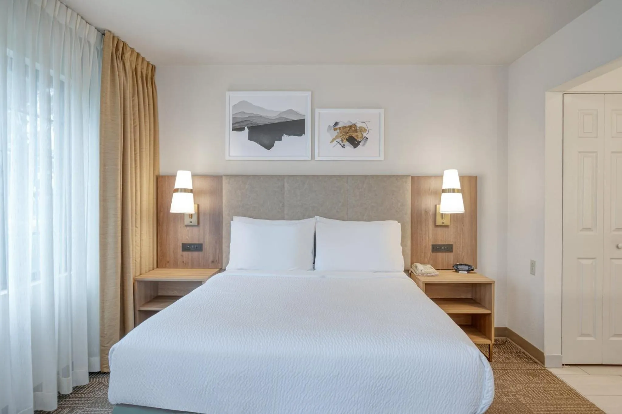 Photo of the whole room, Bed in Staybridge Suites Allentown Airport Lehigh Valley by IHG