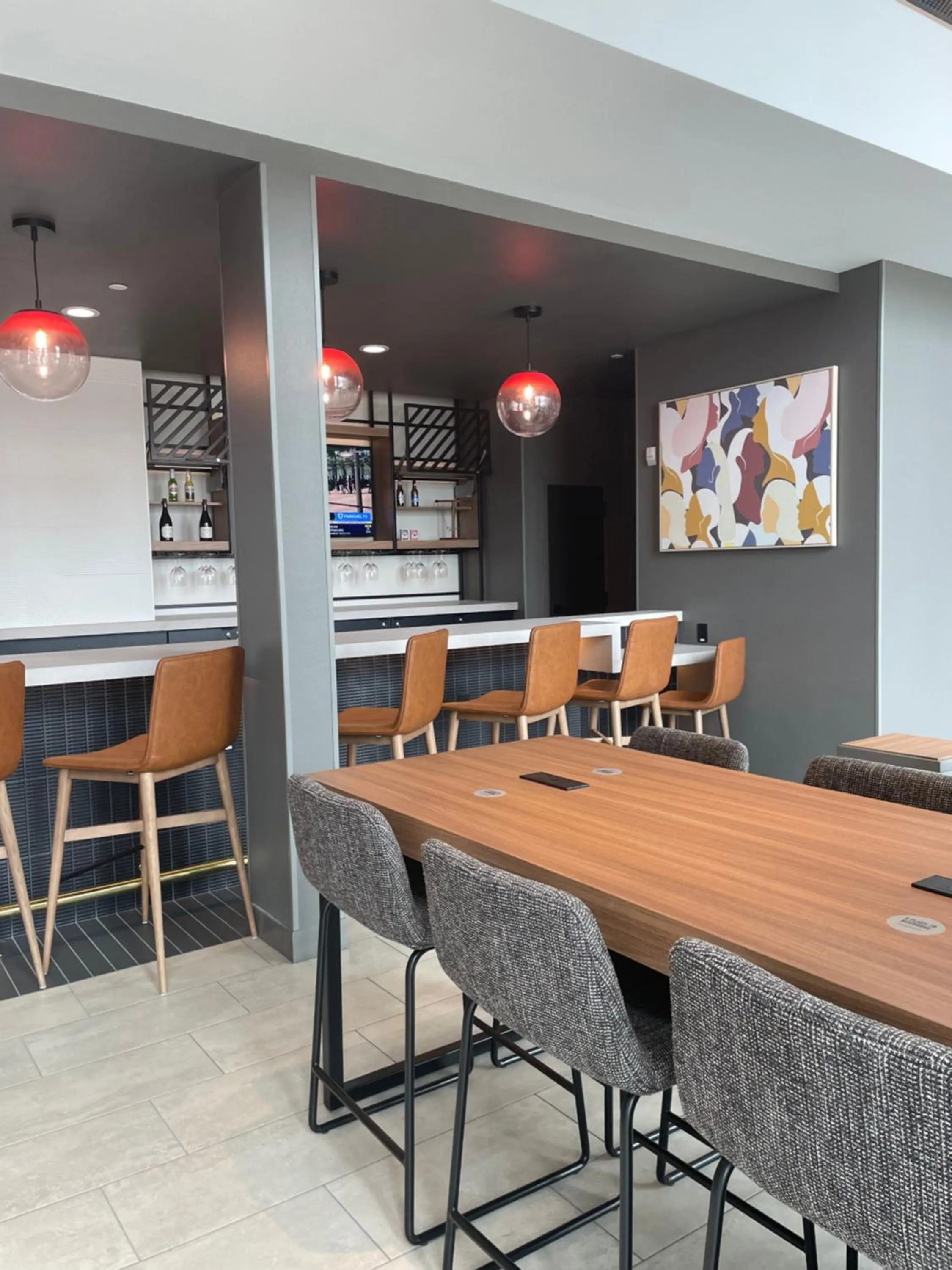 Lounge or bar in Atwell Suites Austin Airport by IHG