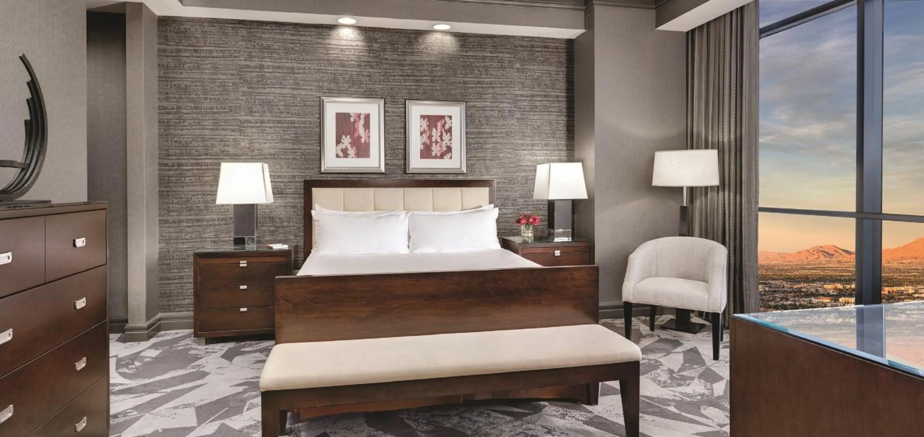 Photo of the whole room, Bed in Luxor