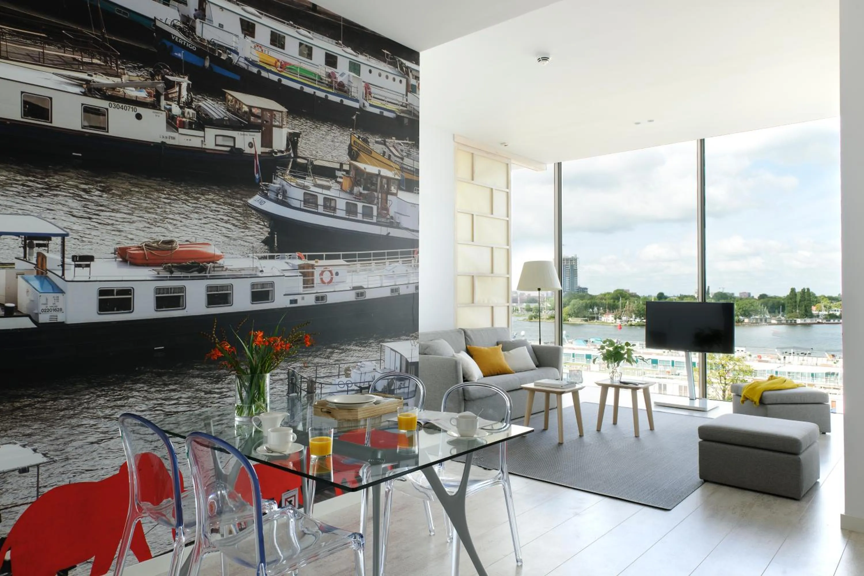 Day in Eric Vökel Boutique Apartments - Amsterdam Suites