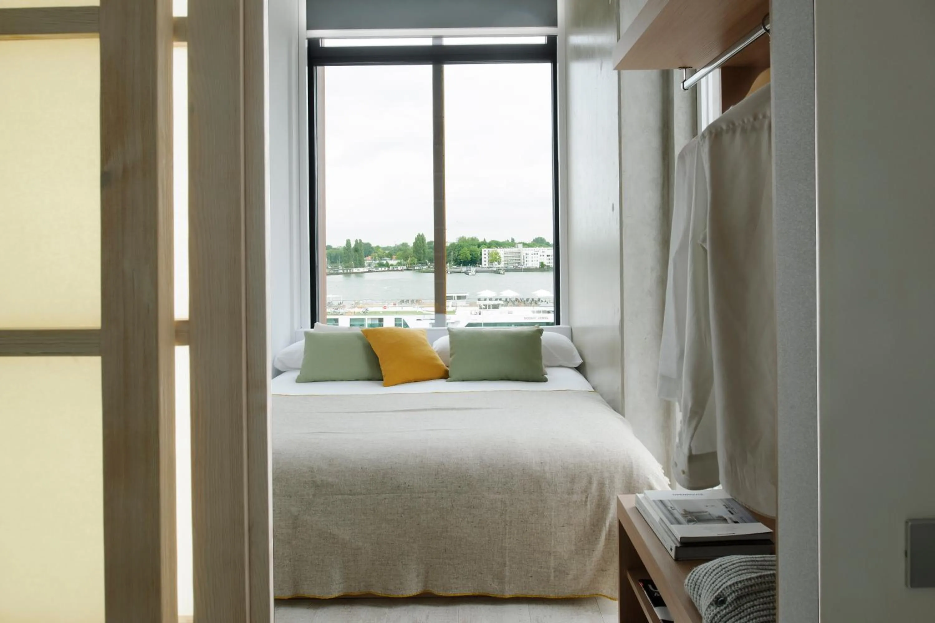 Bedroom, Bed in Eric Vökel Boutique Apartments - Amsterdam Suites