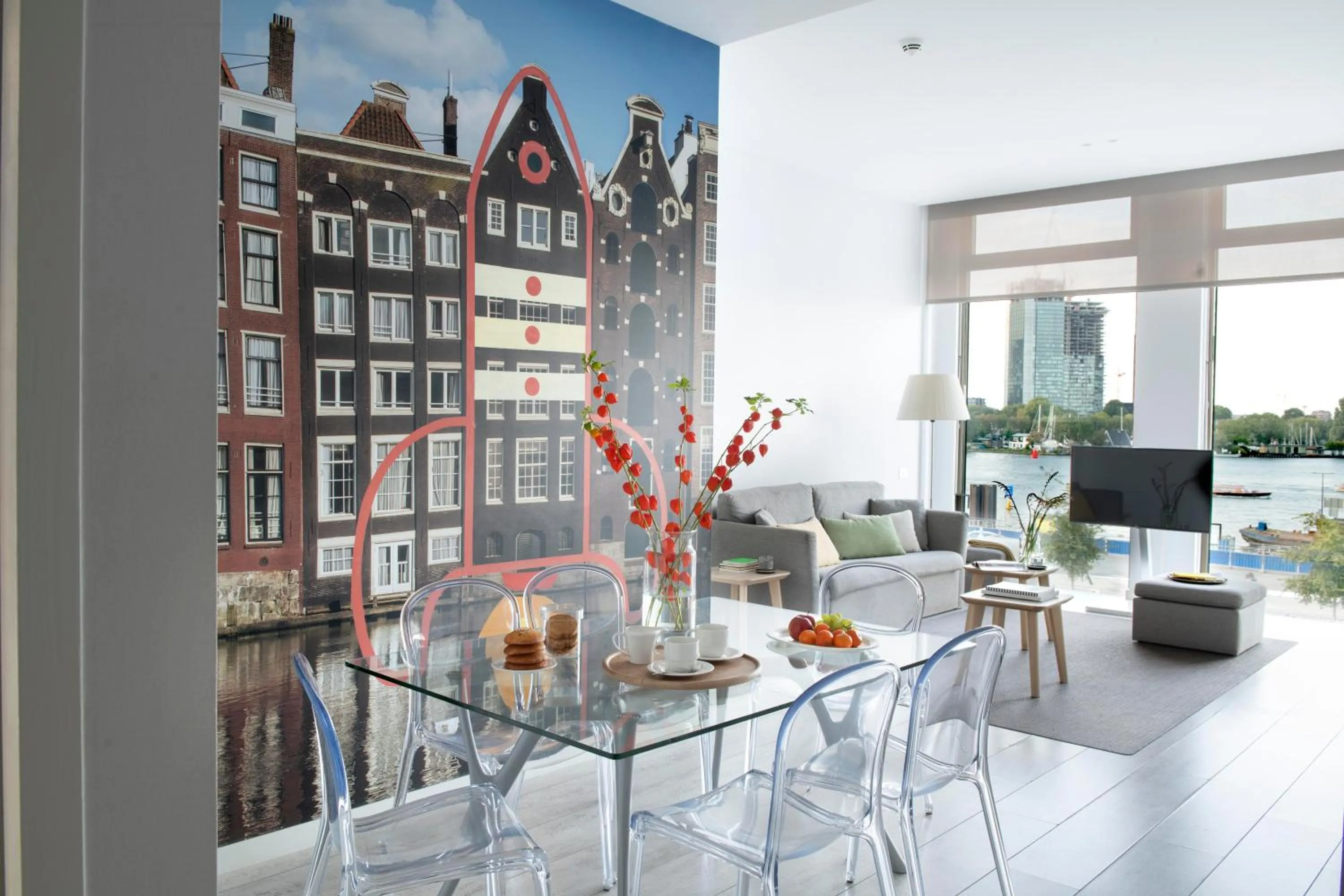 TV and multimedia in Eric Vökel Boutique Apartments - Amsterdam Suites