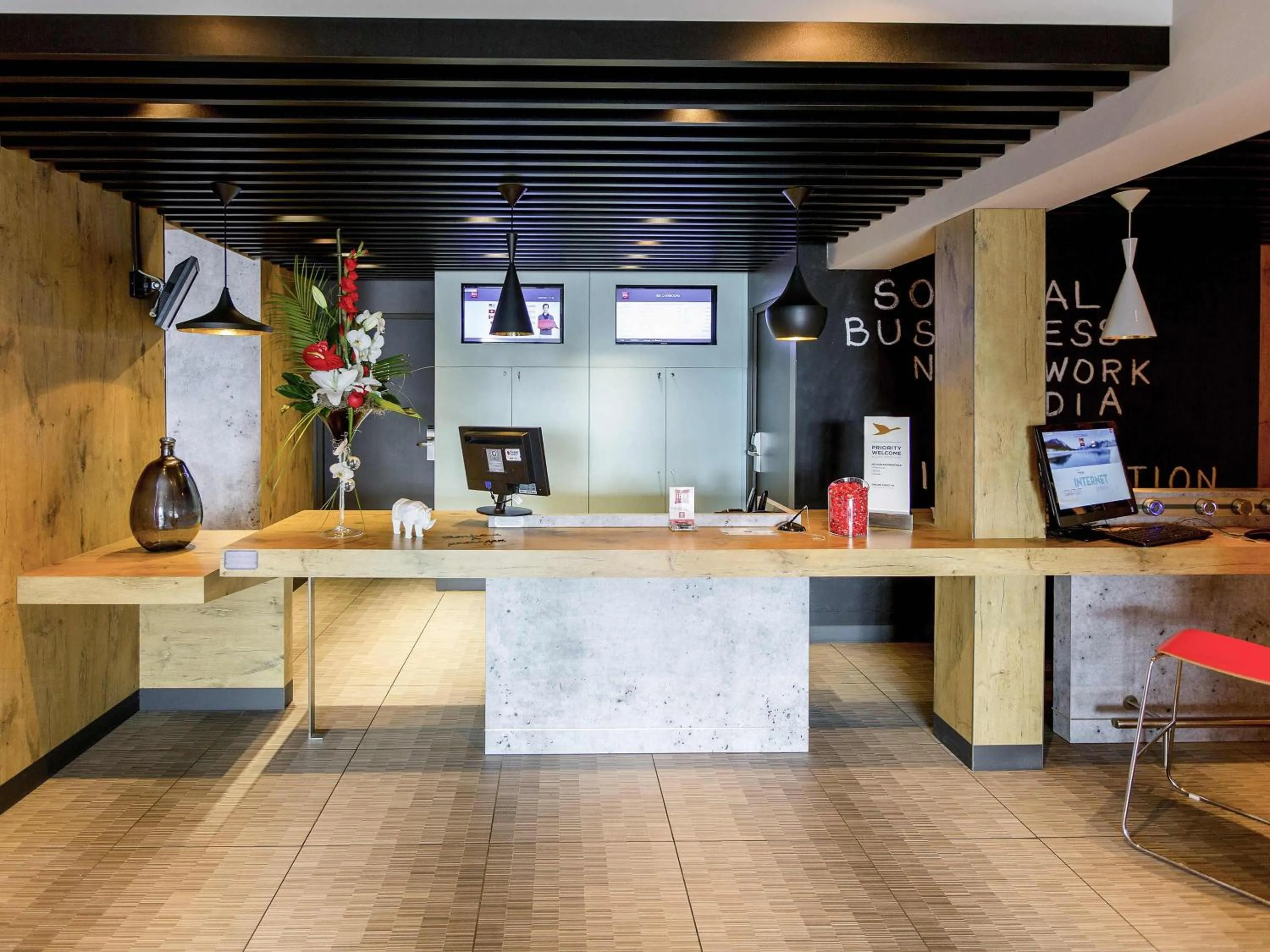 Property building in ibis Cherbourg La Glacerie