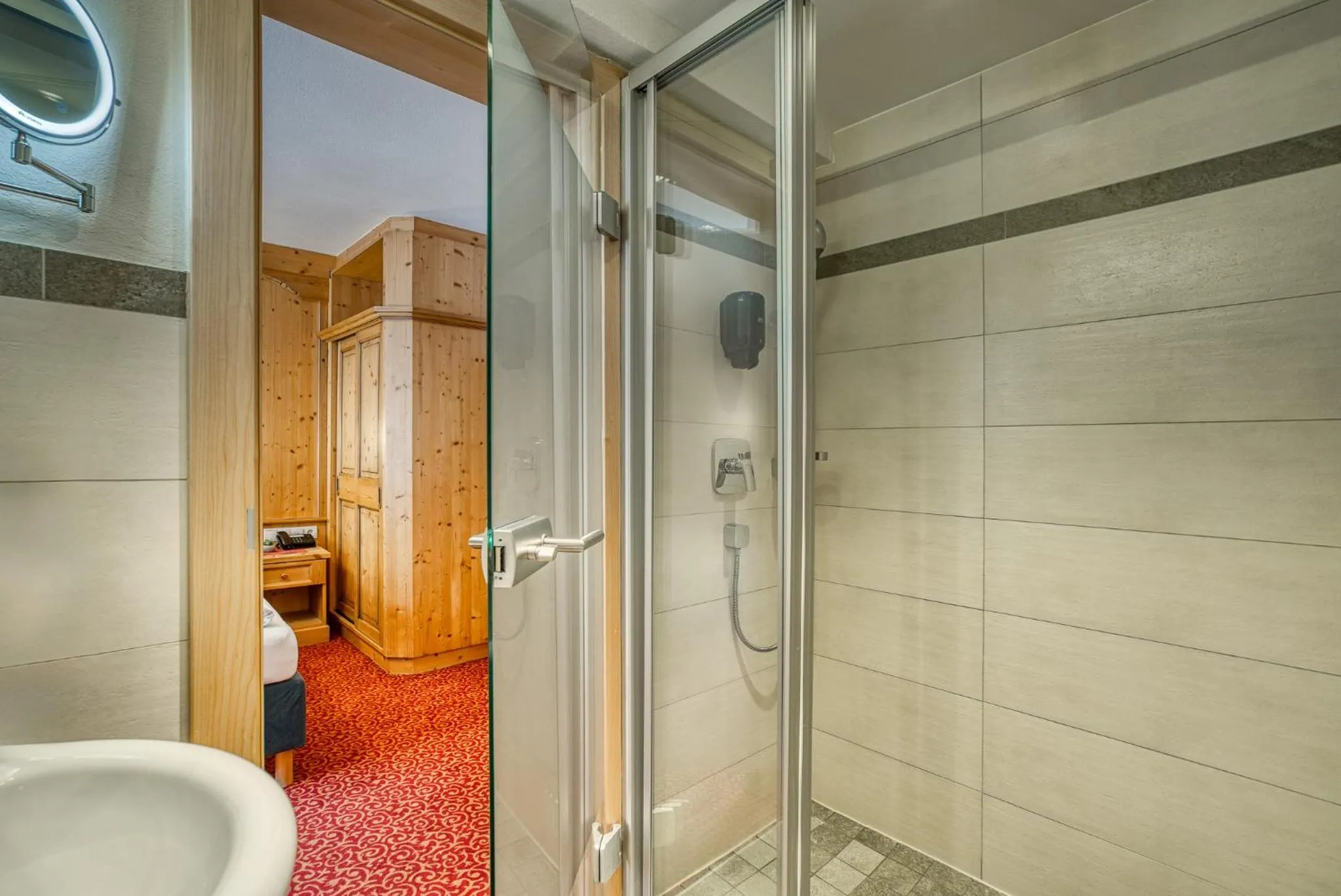 Bathroom in SonnenHOF hotel gerlos centrum