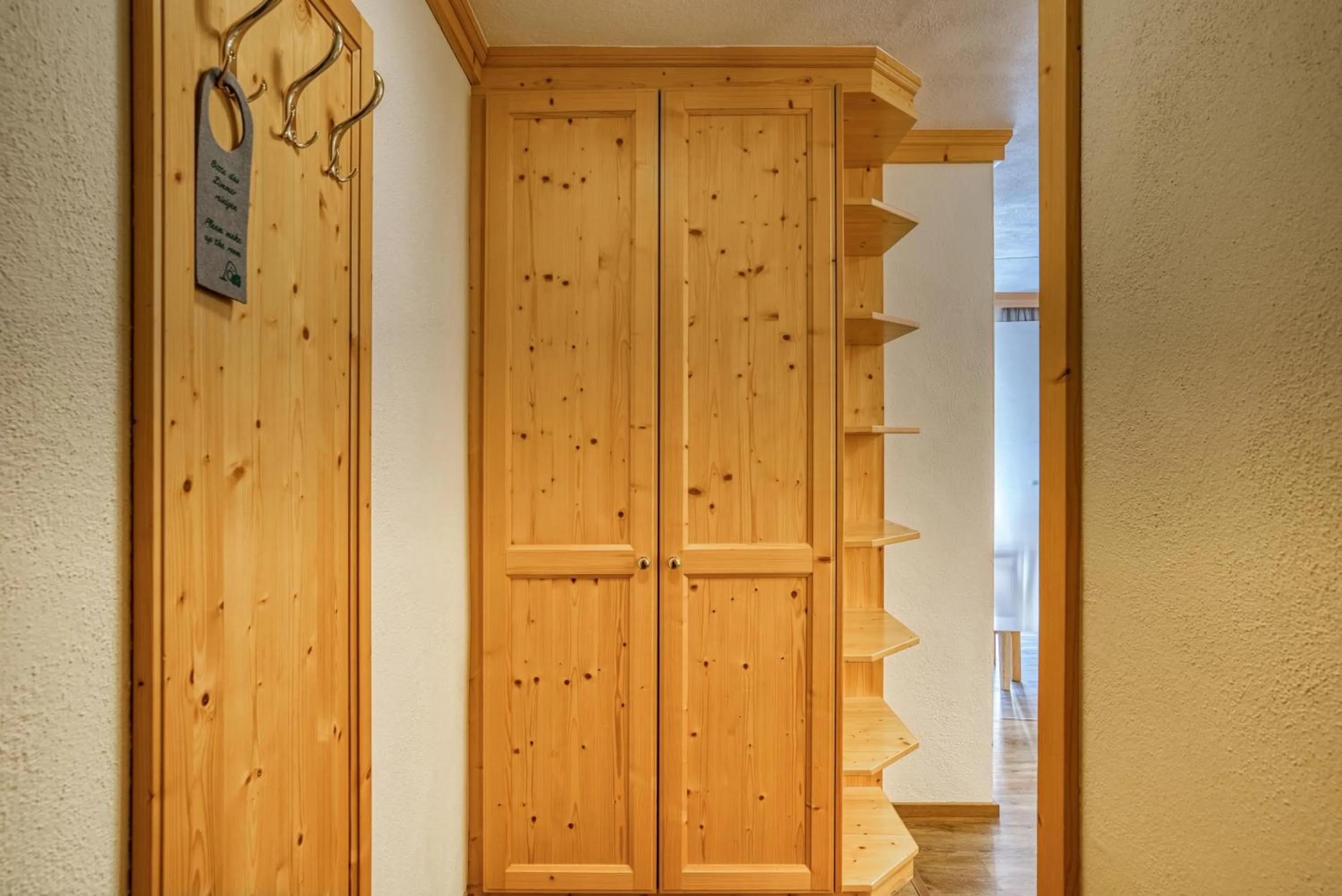 wardrobe in SonnenHOF hotel gerlos centrum