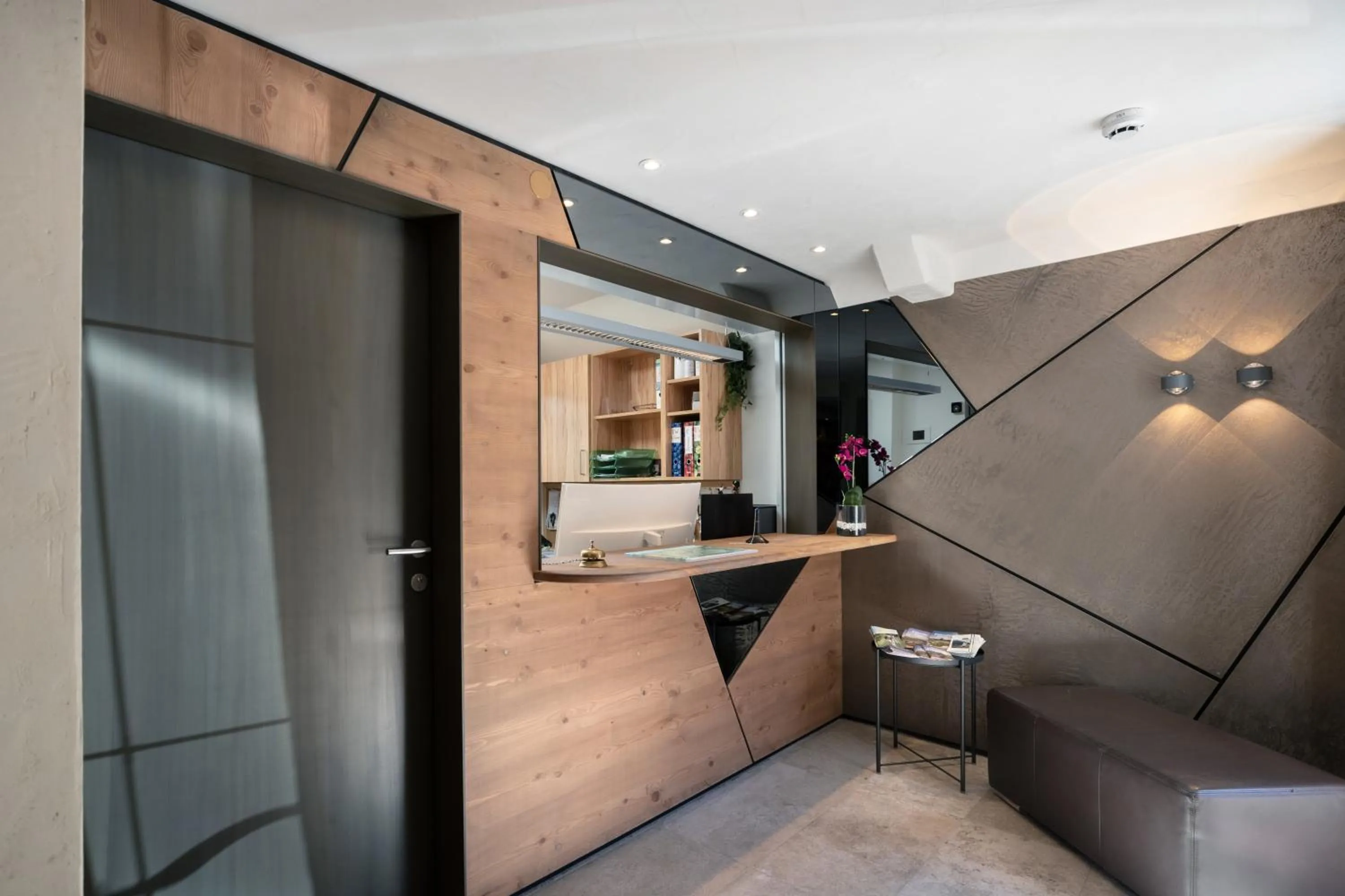 Lobby or reception in SonnenHOF hotel gerlos centrum