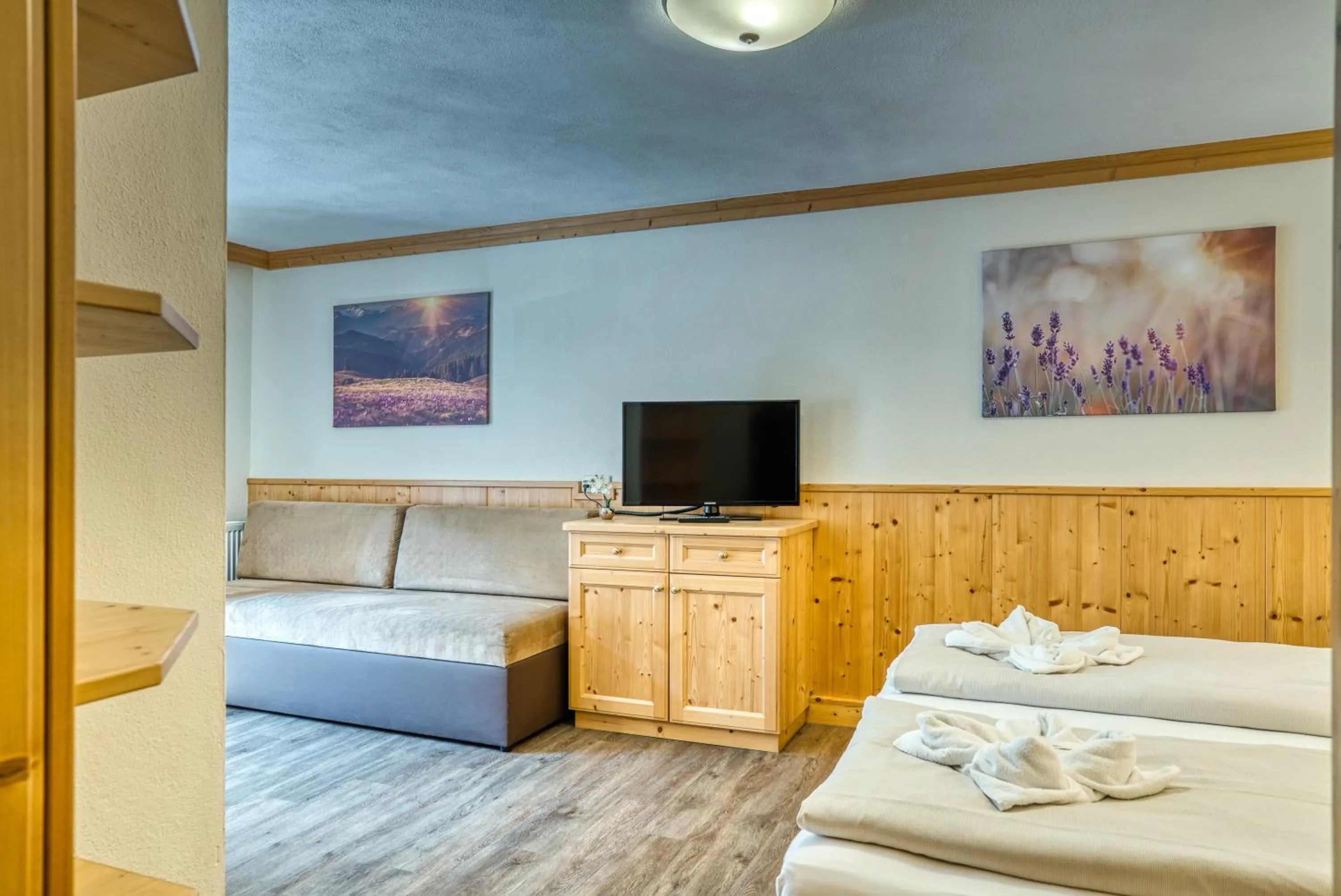 TV and multimedia, Bed in SonnenHOF hotel gerlos centrum