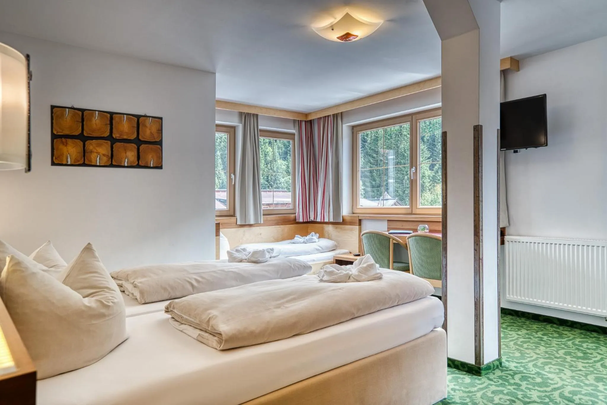 Bedroom, Bed in SonnenHOF hotel gerlos centrum