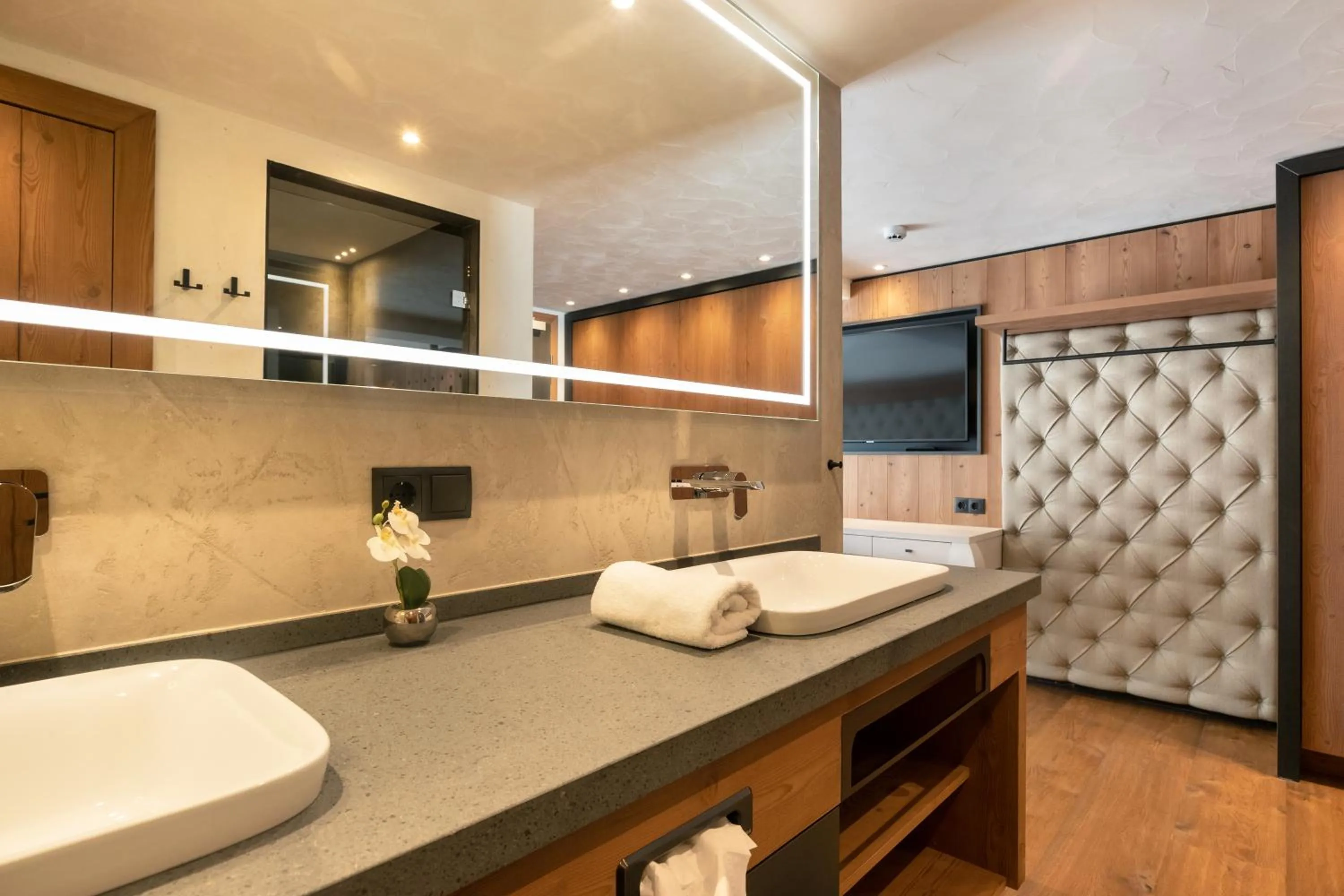 Bathroom in SonnenHOF hotel gerlos centrum