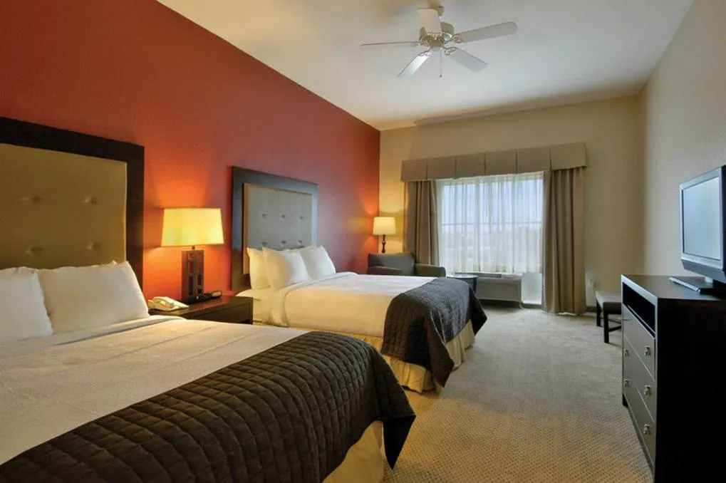 Photo of the whole room, Bed in Holiday Inn Hotels Batesville by IHG