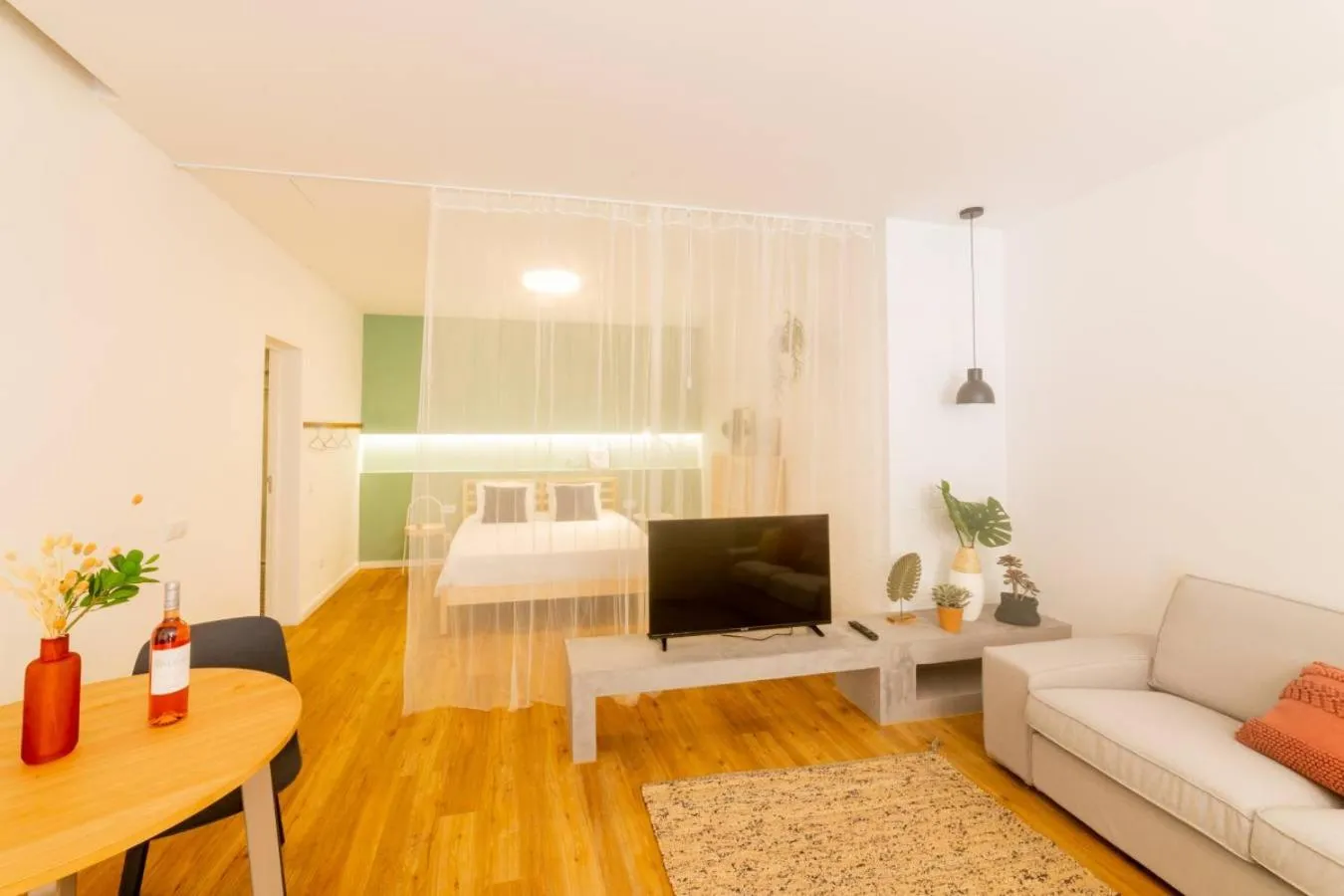 Photo of the whole room in Faro Central - Holiday Apartments