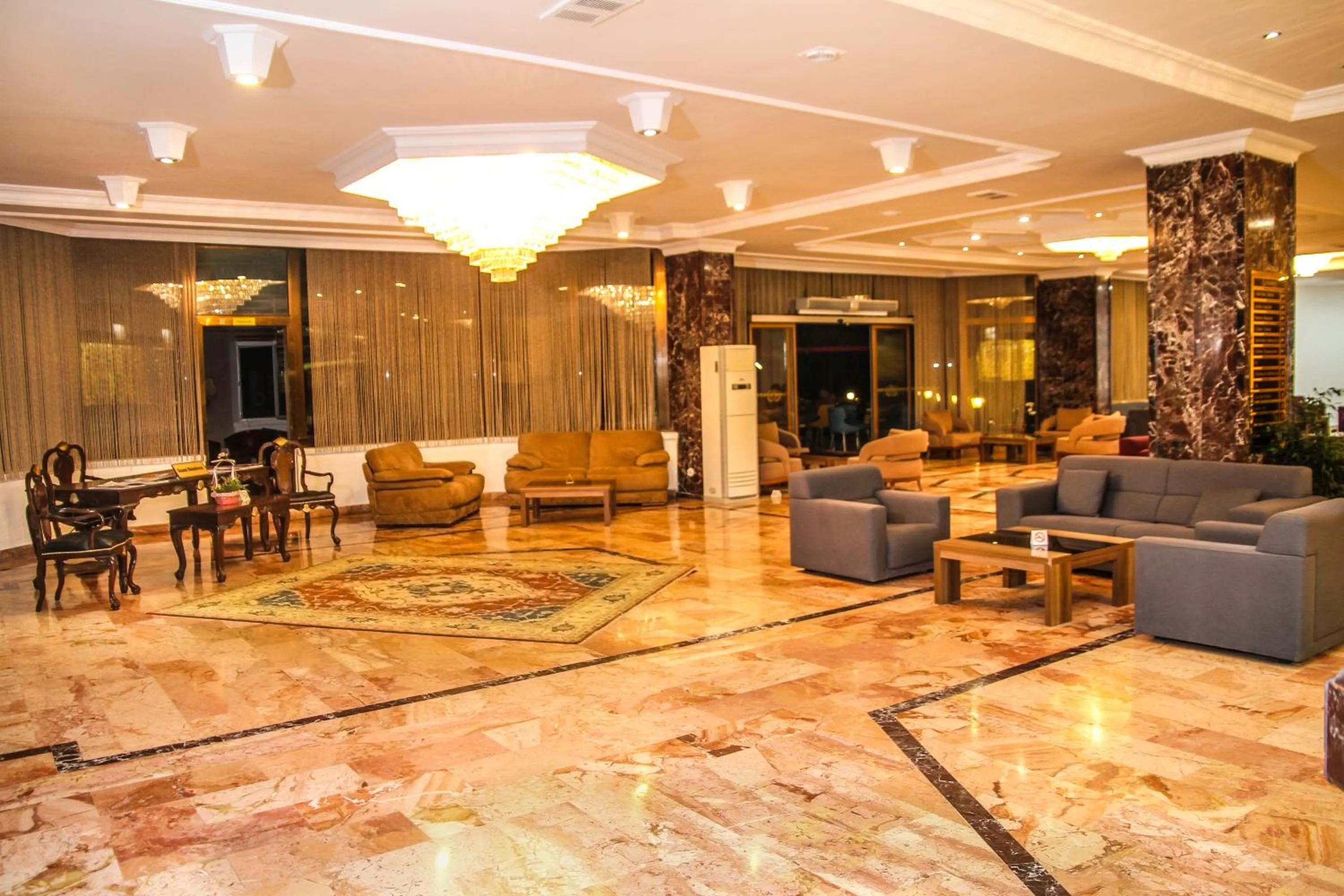 Lobby or reception in SIGNATURE GARDEN AVANOS Hotel & SPA