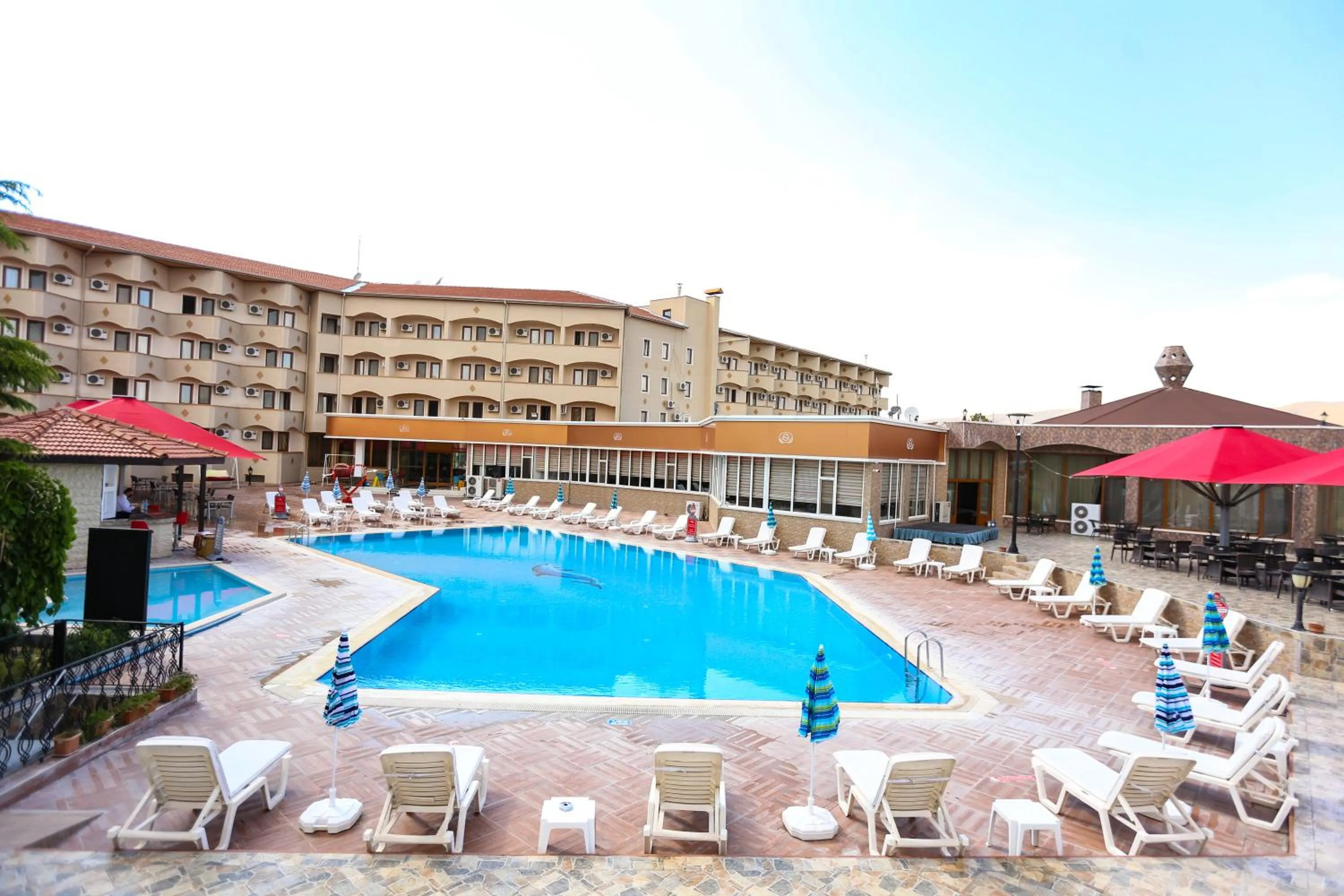 Property building in SIGNATURE GARDEN AVANOS Hotel & SPA