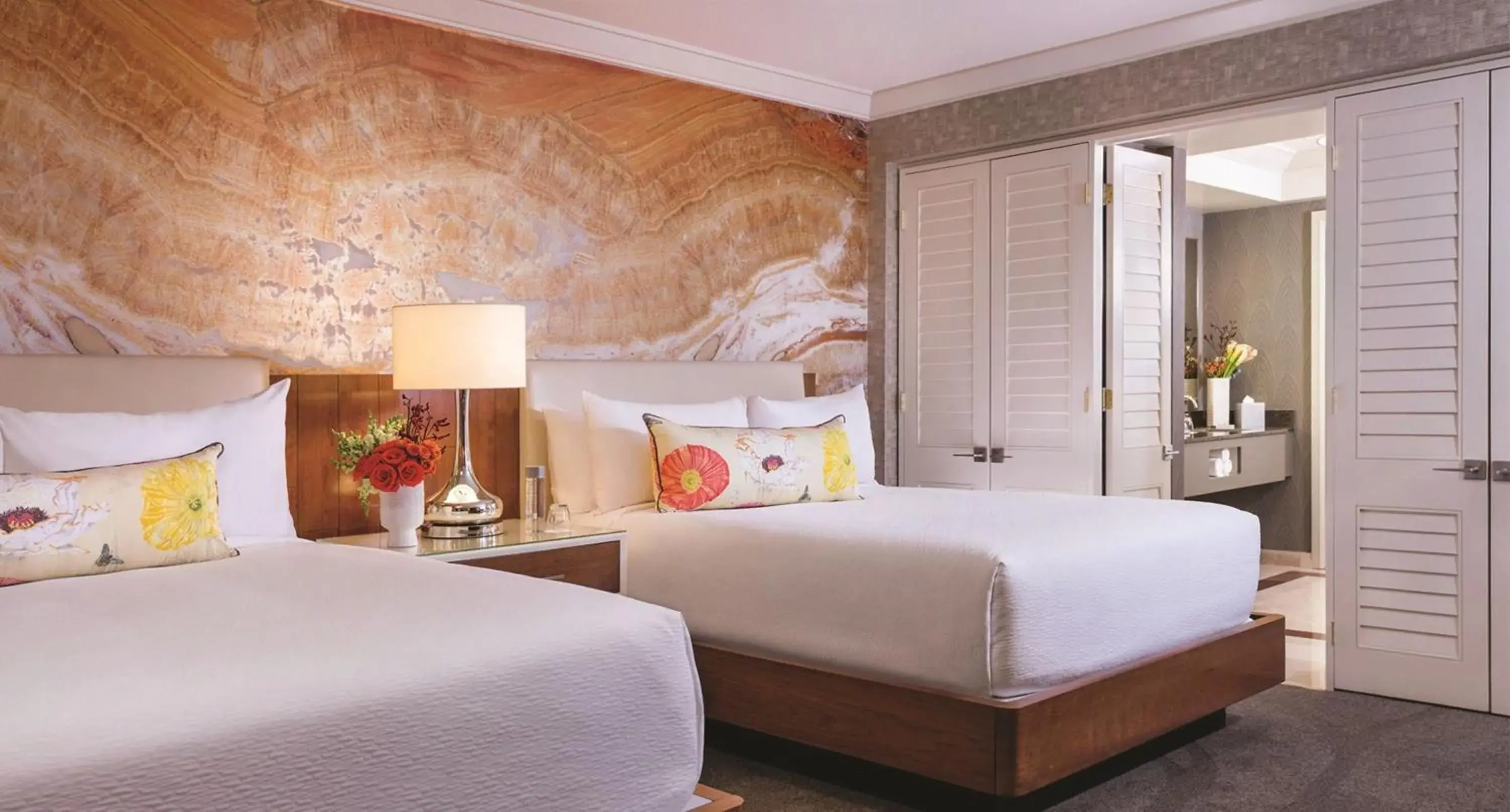 Resort Two Queen in Mandalay Bay Resort Two Queen in Mandalay Bay