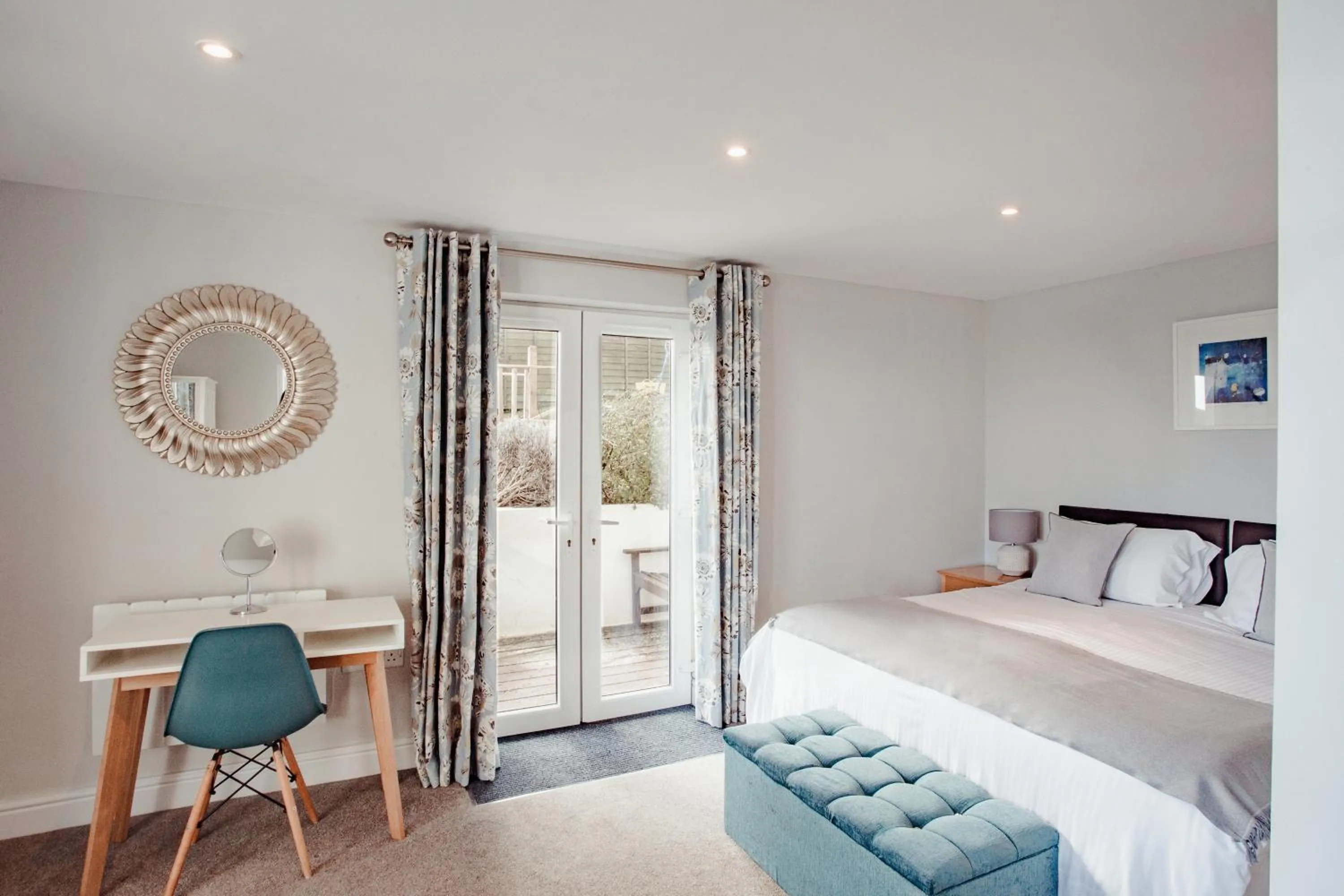 Bedroom, Bed in The Bay Hotel