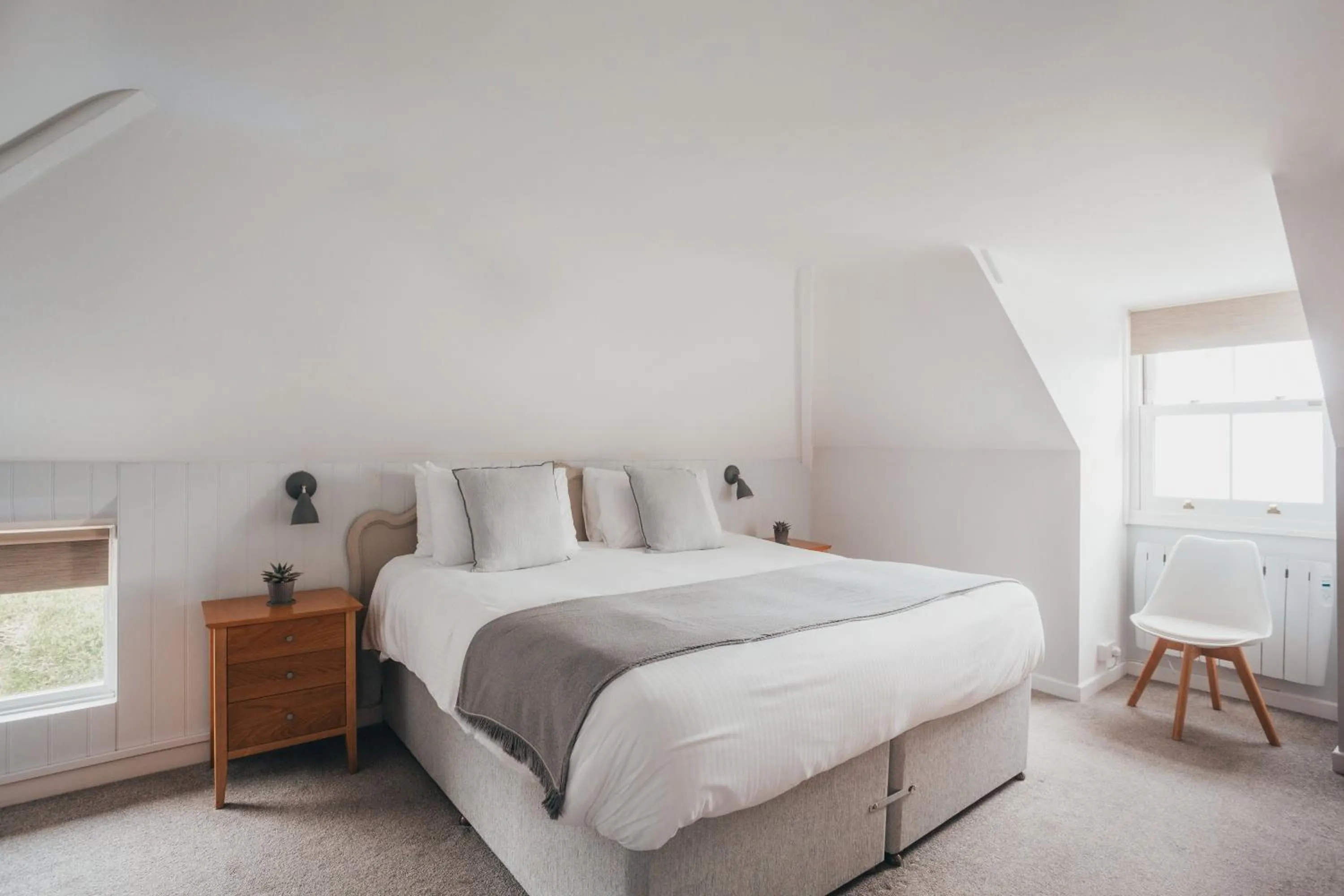 Bedroom, Bed in The Bay Hotel