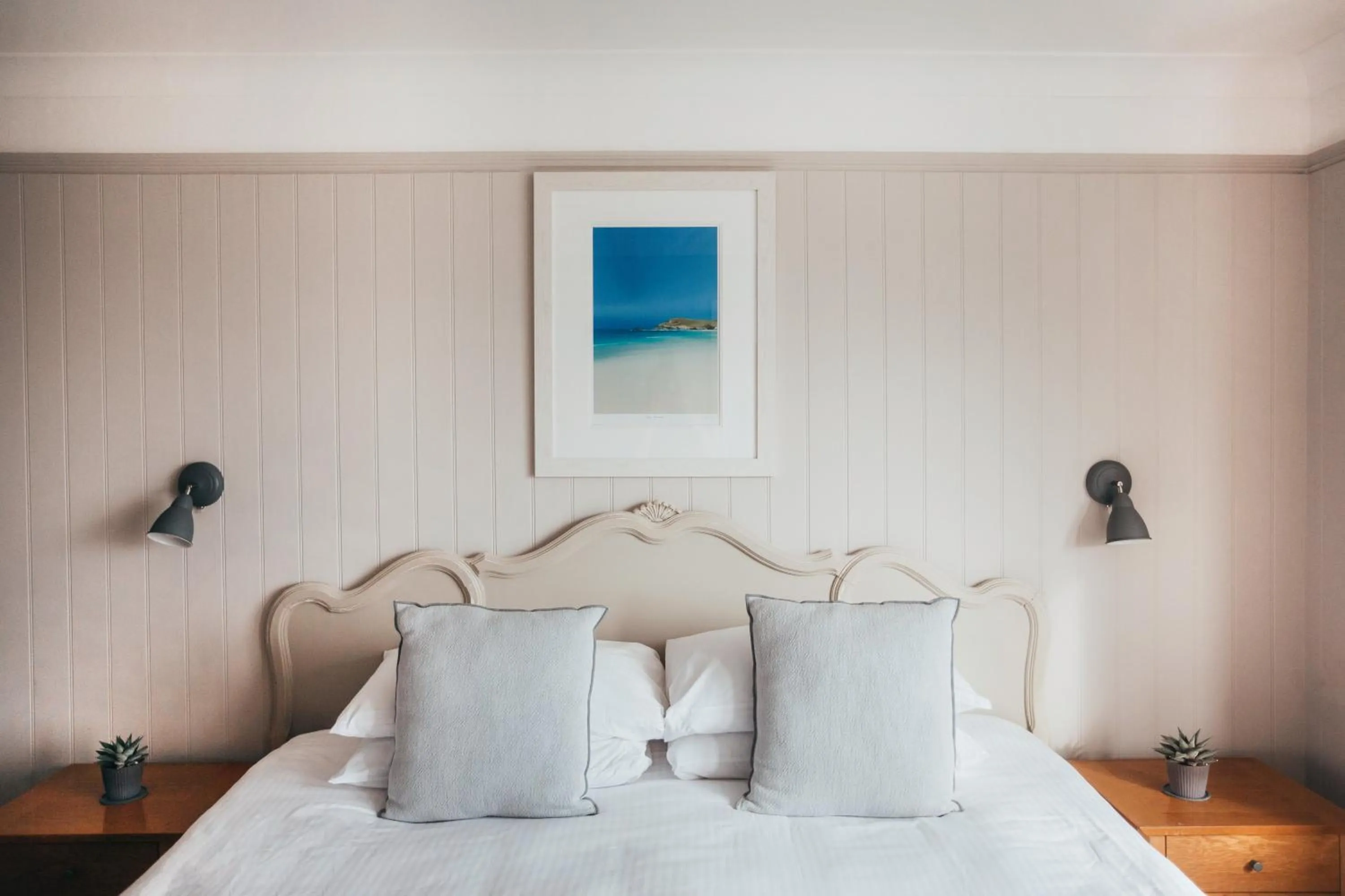 Bedroom, Bed in The Bay Hotel