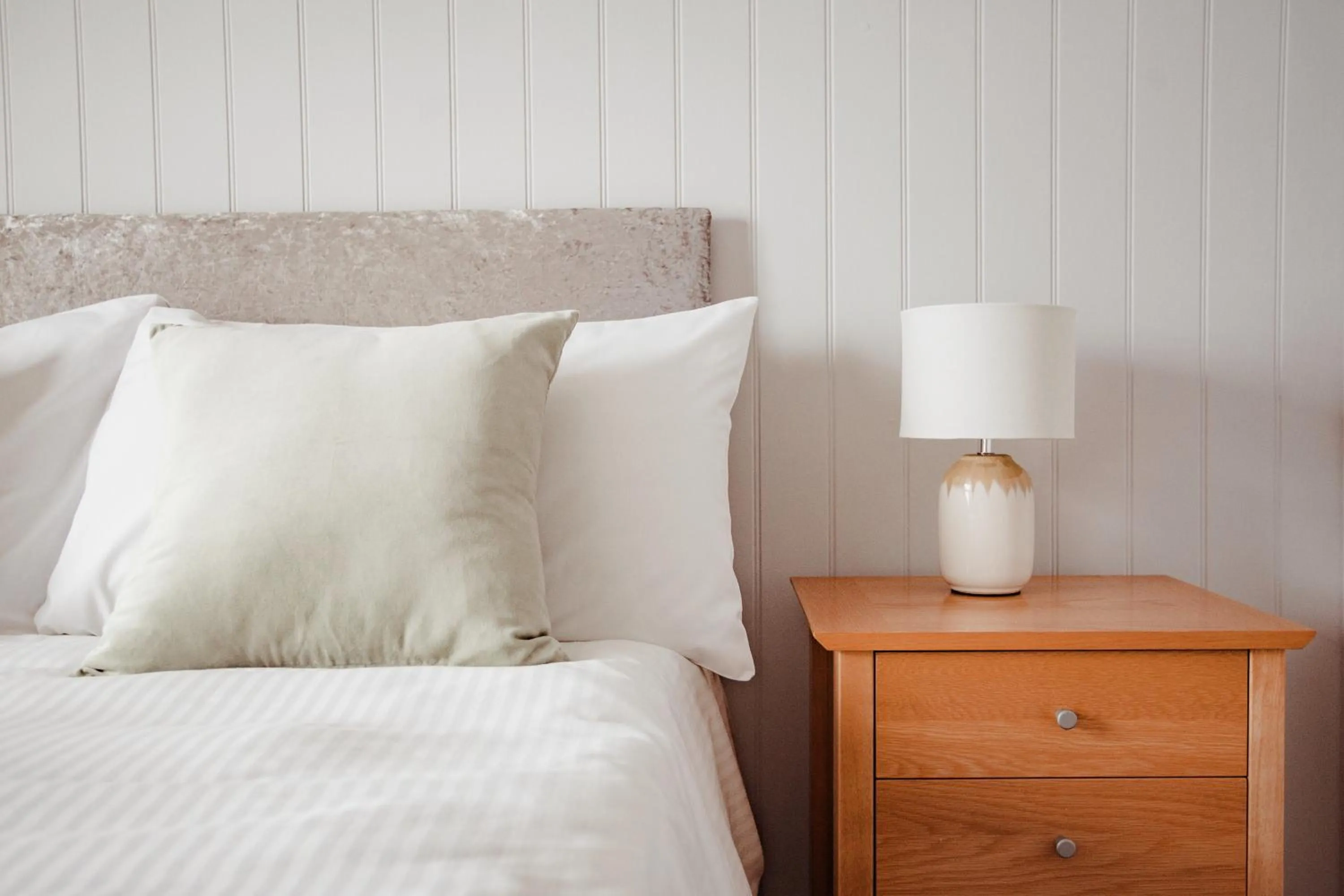 Bedroom, Bed in The Bay Hotel