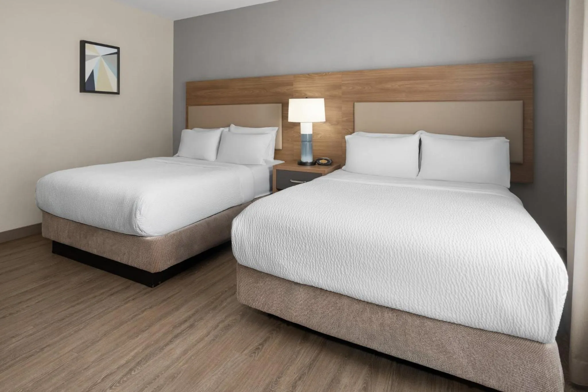 Photo of the whole room, Bed in Candlewood Suites Aberdeen-Bel Air by IHG