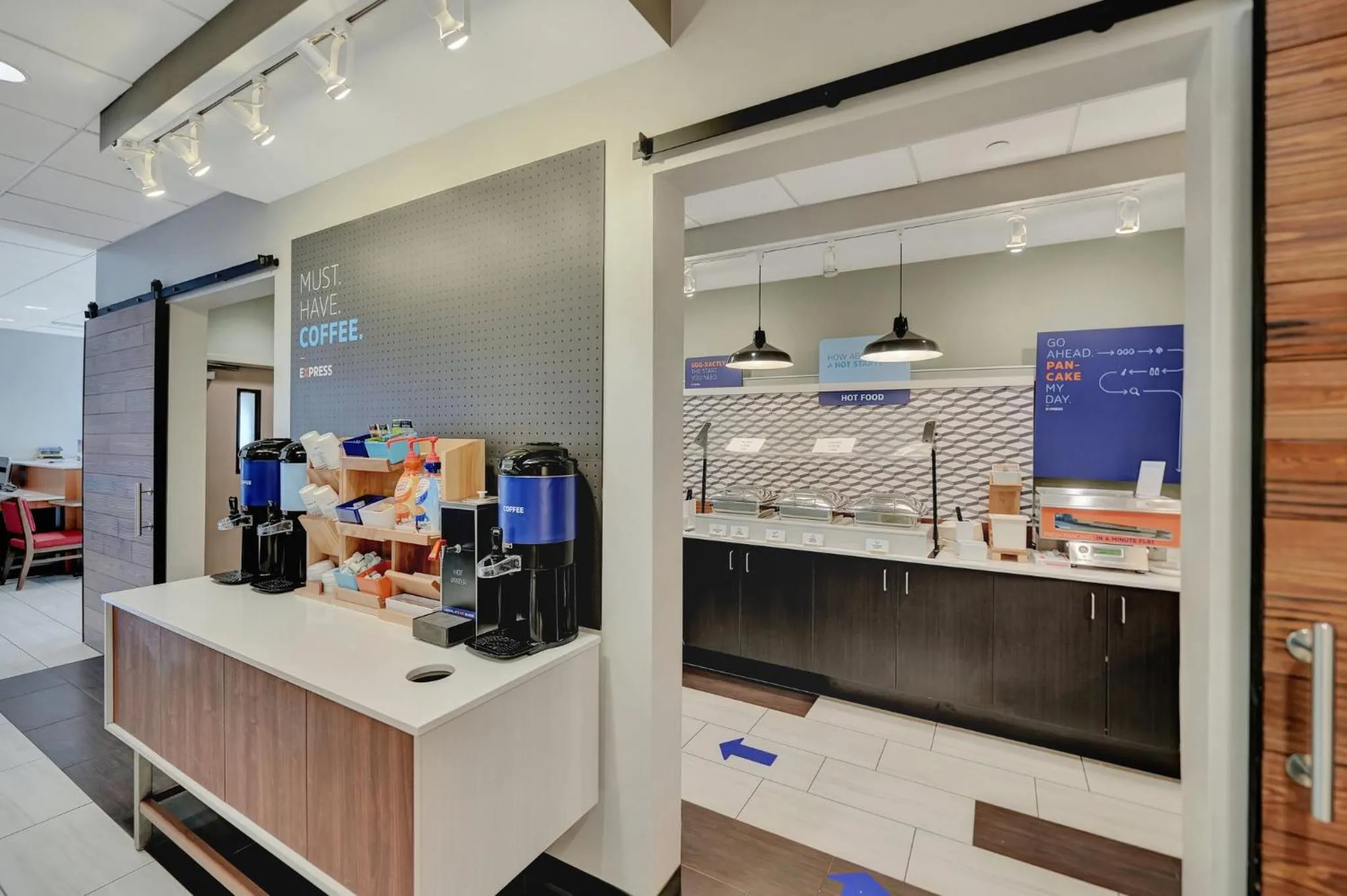 Photo of the whole room in Holiday Inn Express Hotel & Suites Beatrice by IHG