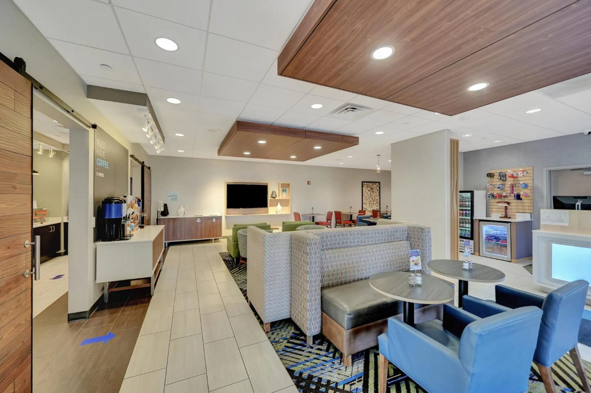 Property building in Holiday Inn Express Hotel & Suites Beatrice by IHG