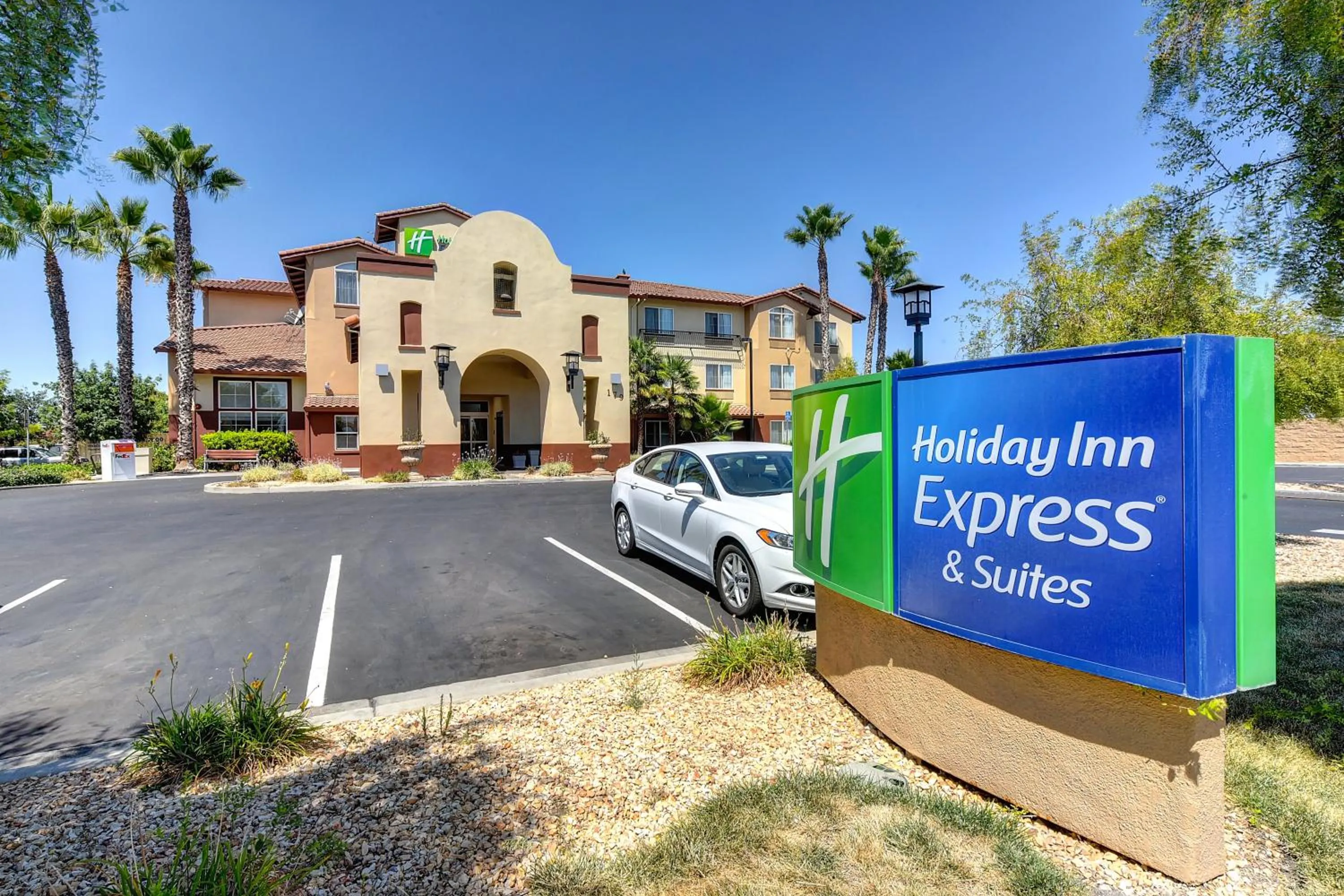 Property building in Holiday Inn Express Hotel & Suites Manteca by IHG