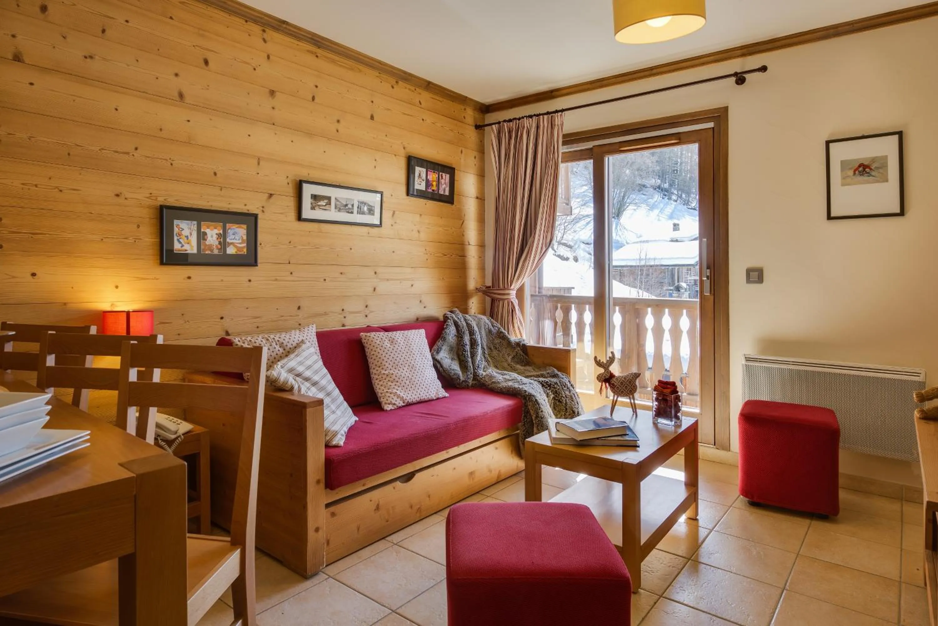 Living room in CGH Résidences & Spas Le Ruitor