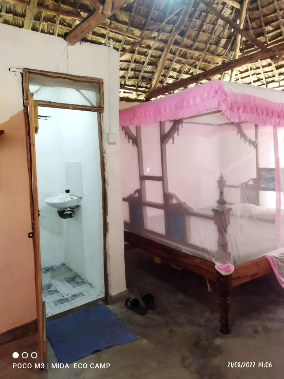 Bathroom in Mida Creek Eco Camp