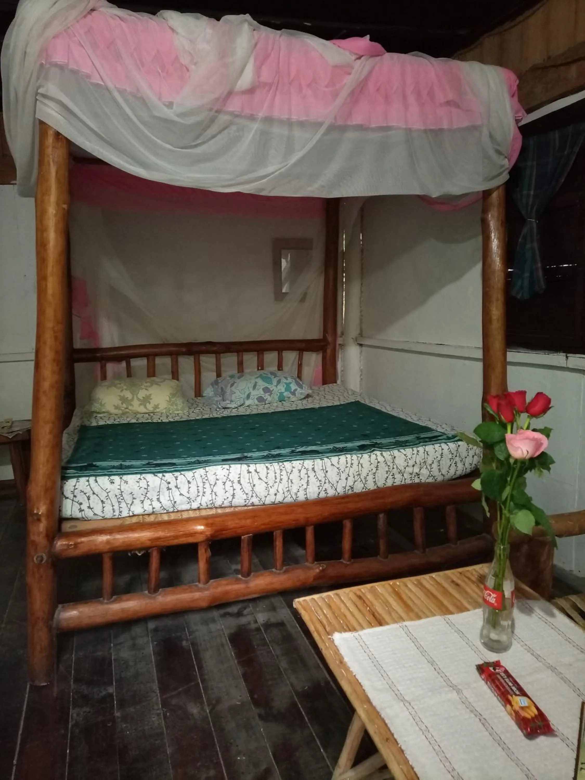 Bed in Mida Creek Eco Camp