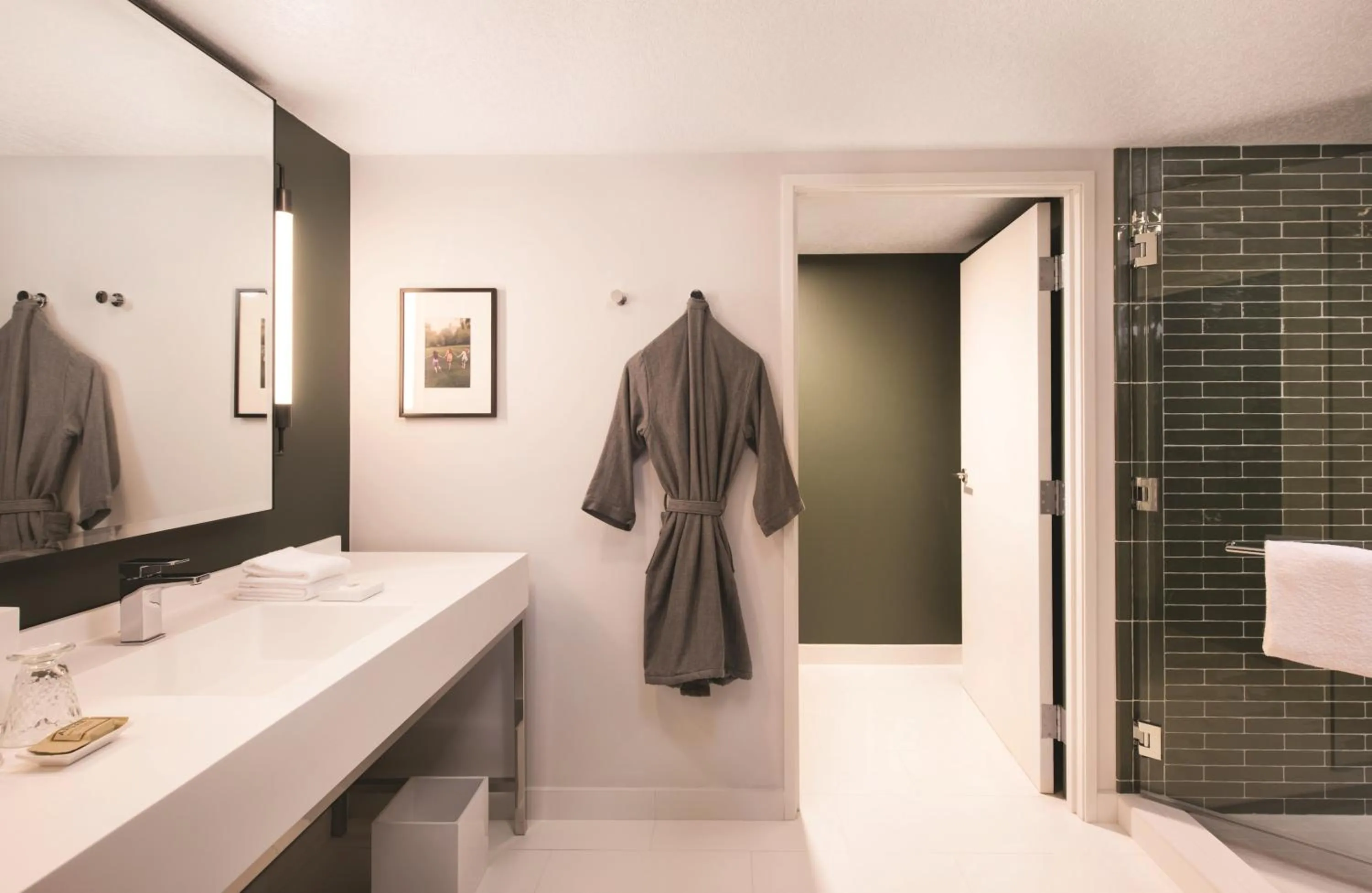 Bathroom in Park MGM Las Vegas