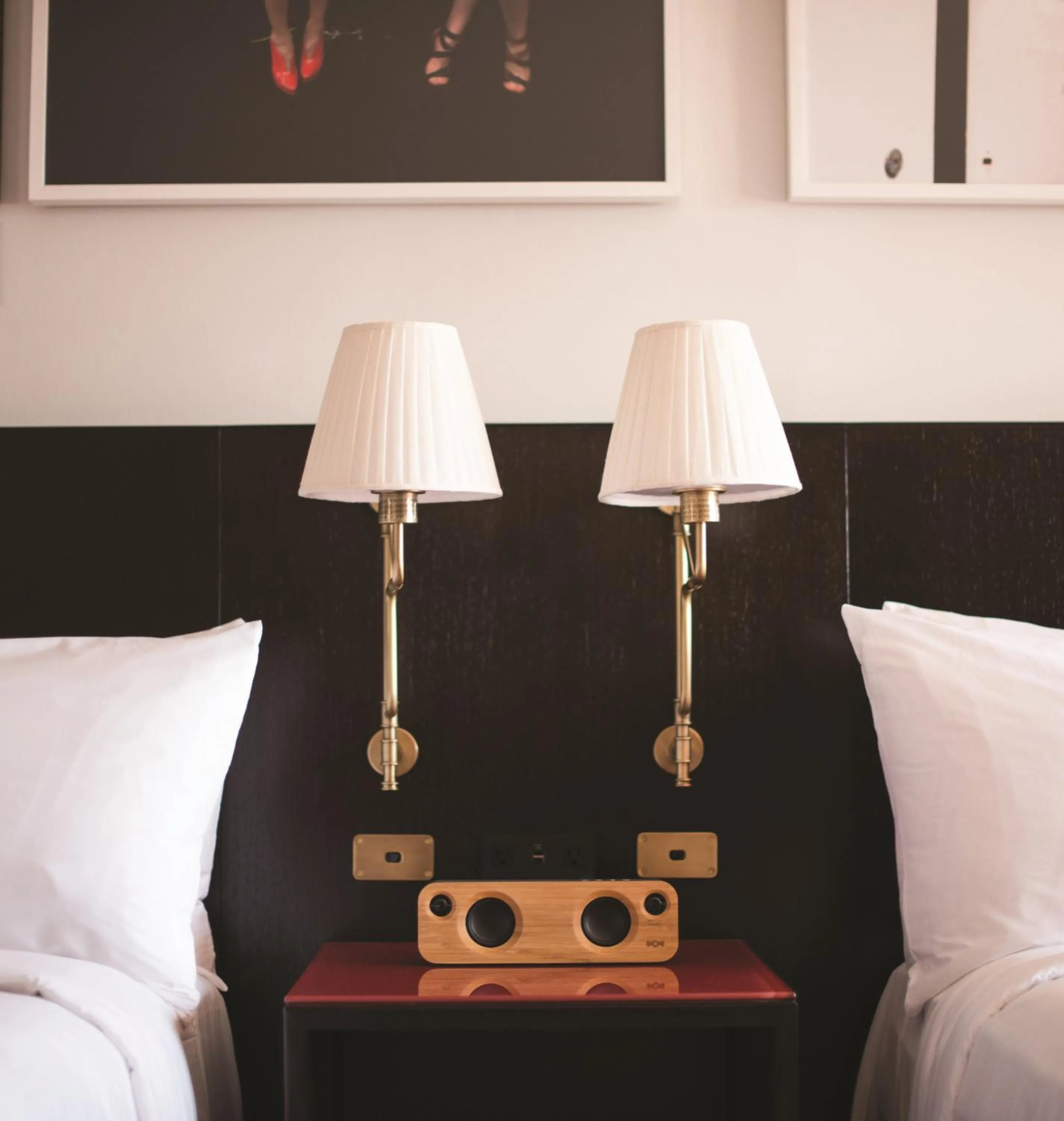 Photo of the whole room, Bed in Park MGM Las Vegas