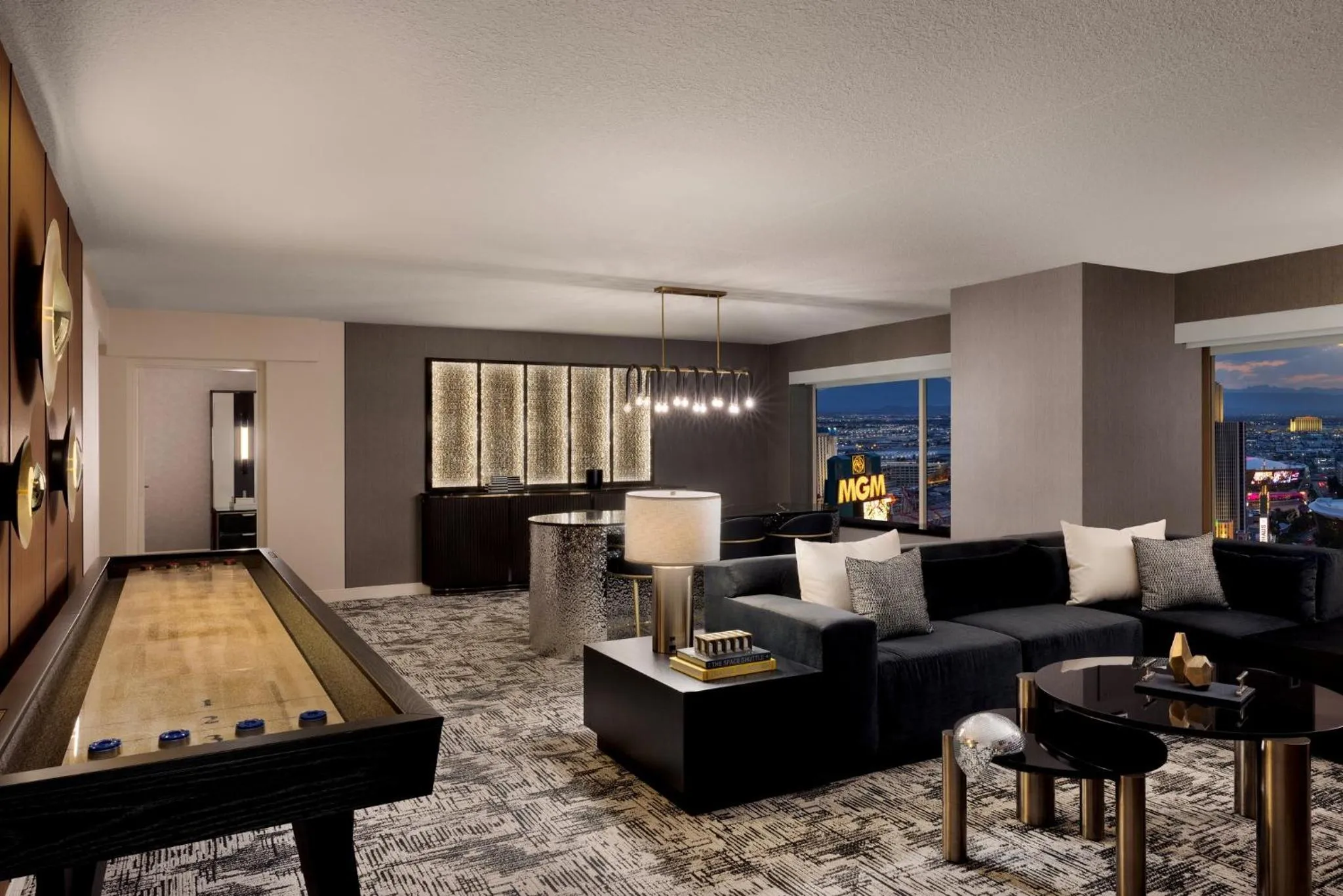 Photo of the whole room in MGM Grand
