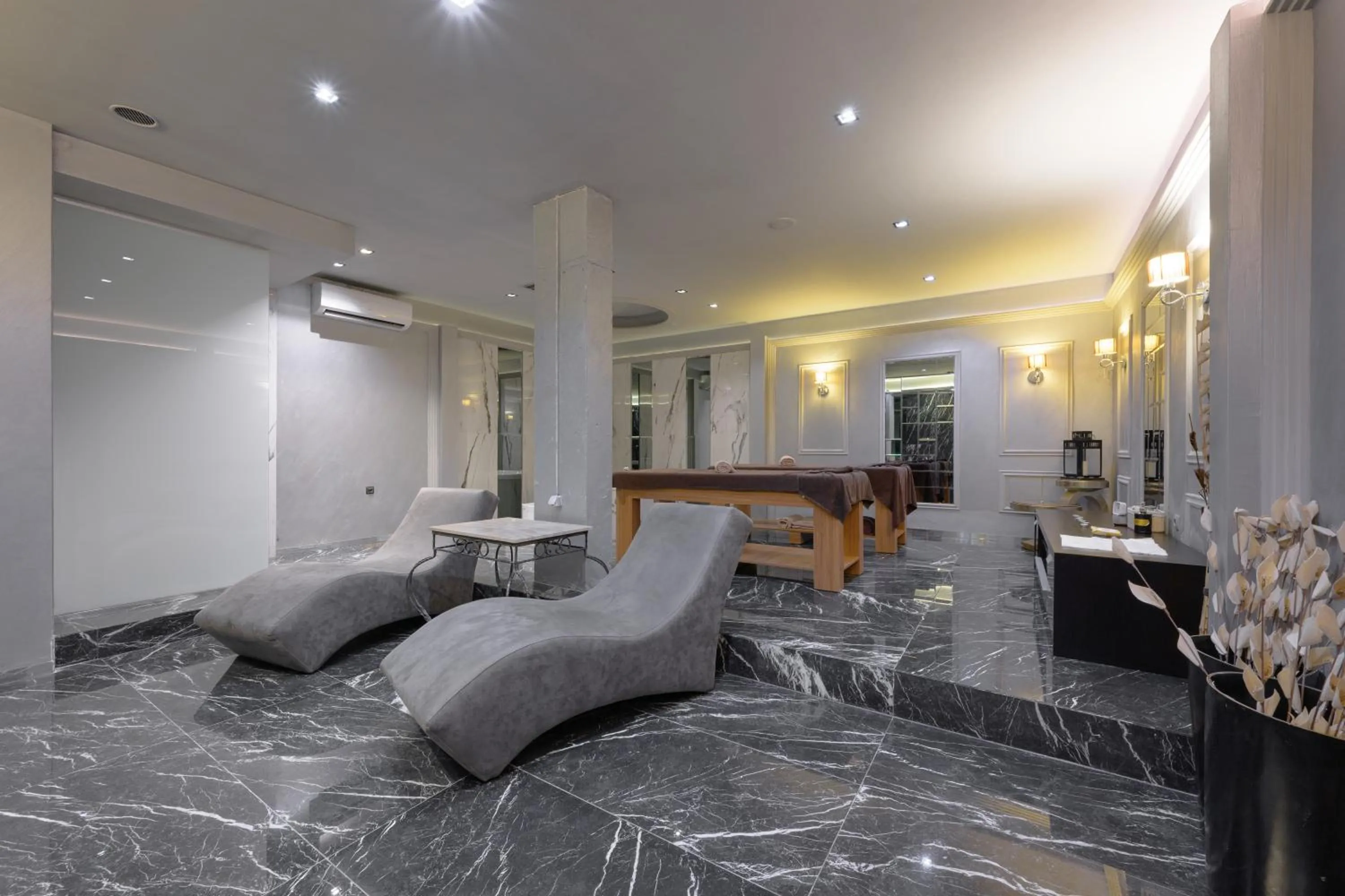 Grand Hotel Sveti Vlas - Fitness & SPA Hotel