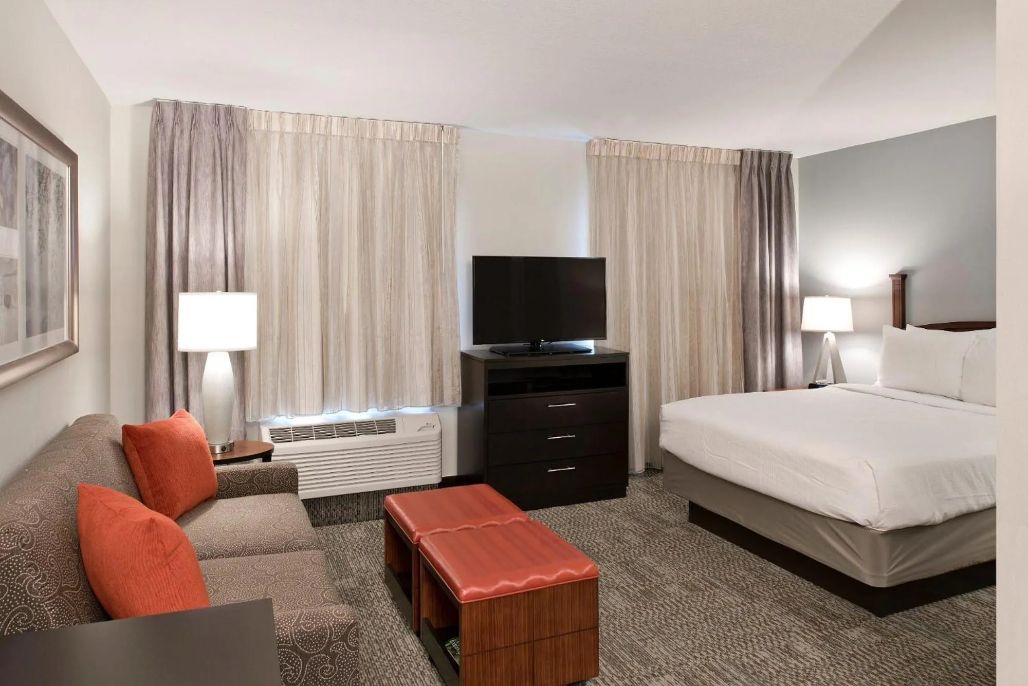 Bed in Staybridge Suites - Charlotte Ballantyne by IHG