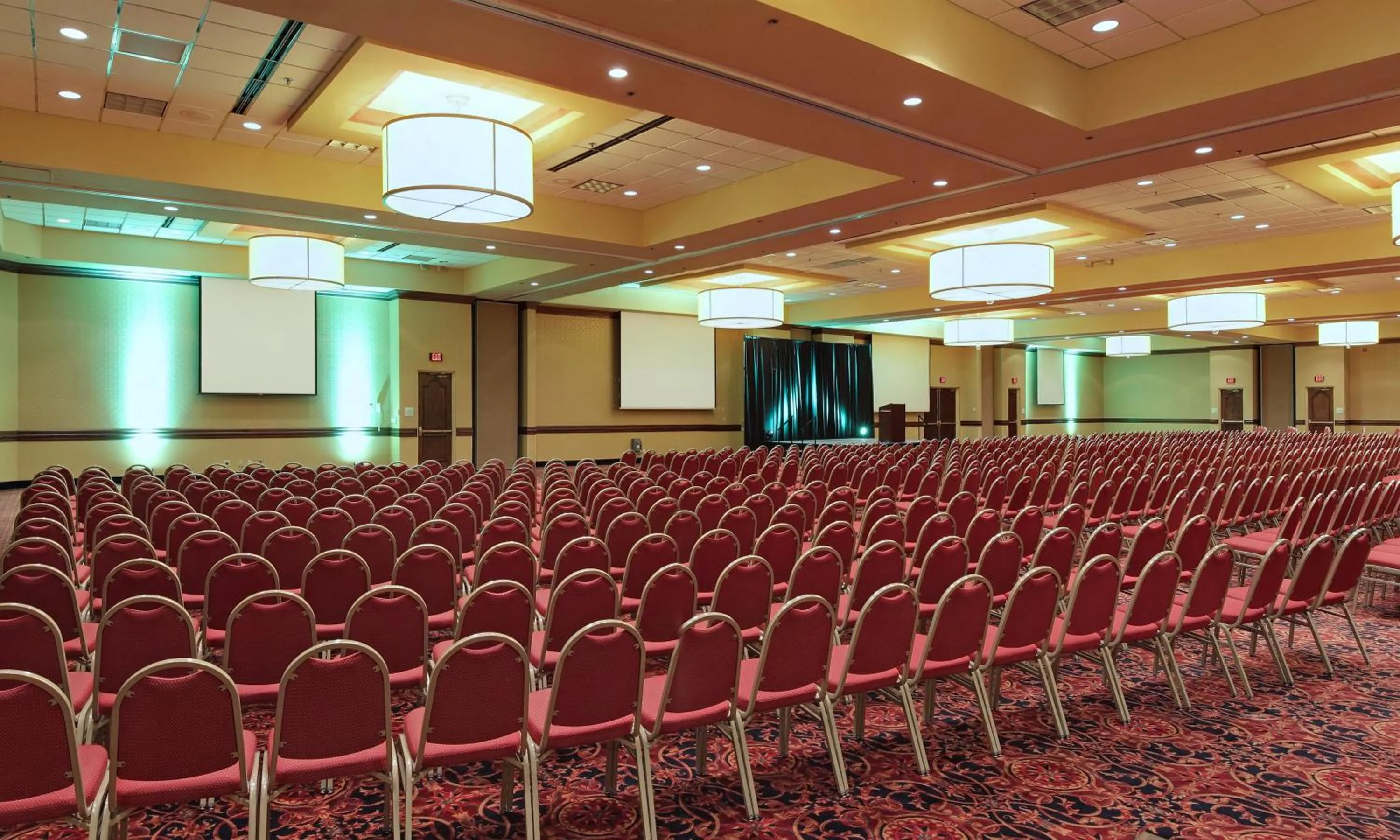 Banquet/Function facilities in Holiday Inn Springdale-Fayetteville Area by IHG