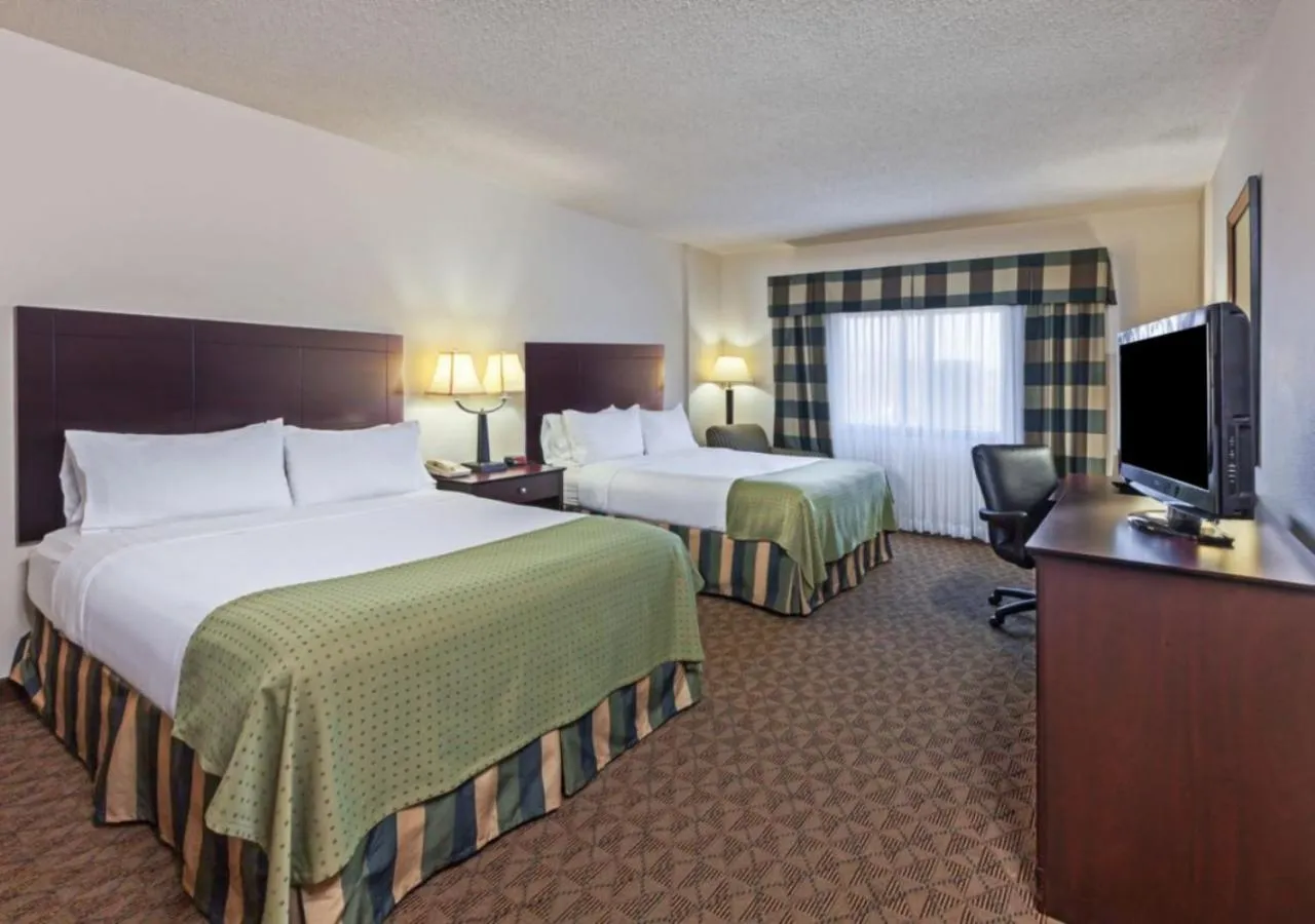 Bedroom, Bed in Holiday Inn Springdale-Fayetteville Area by IHG