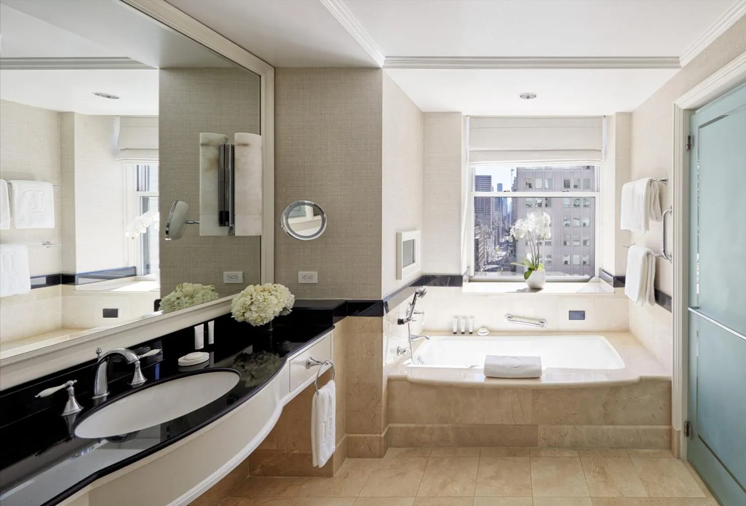Bathroom, Bed in The Peninsula New York