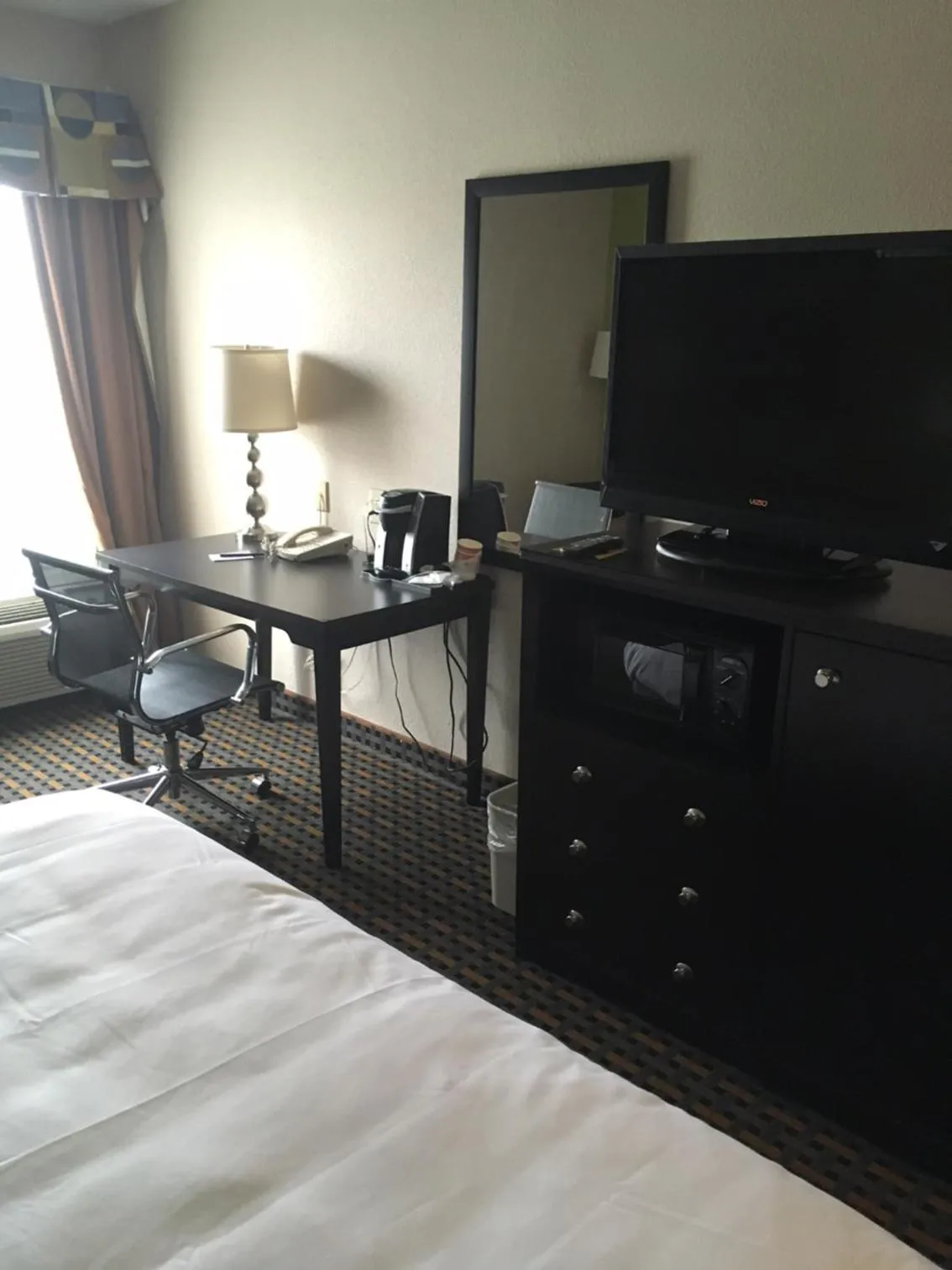 TV and multimedia, Bed in Comfort Inn & Suites Asheboro East