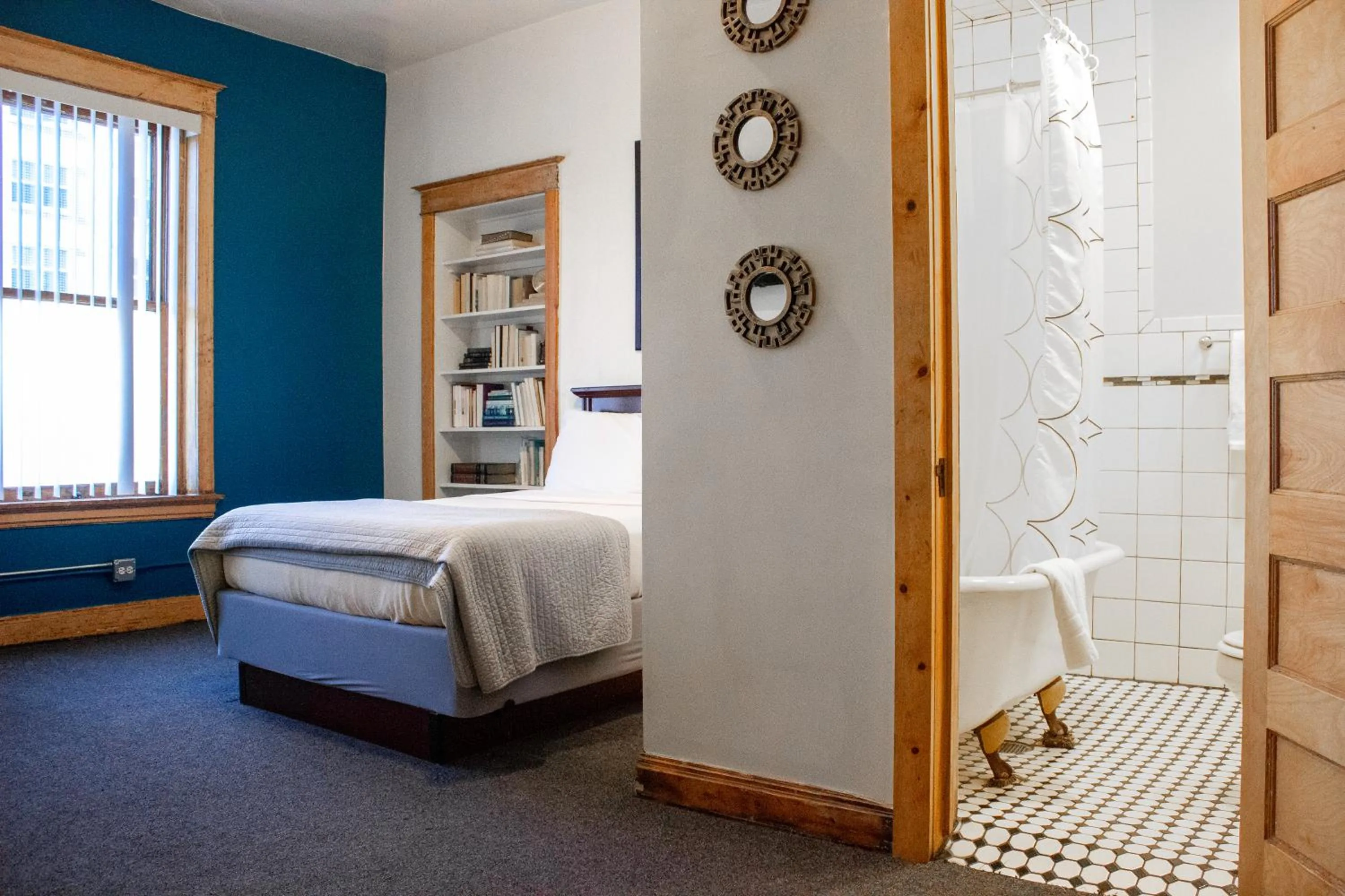 Bed in 11th Avenue Hostel