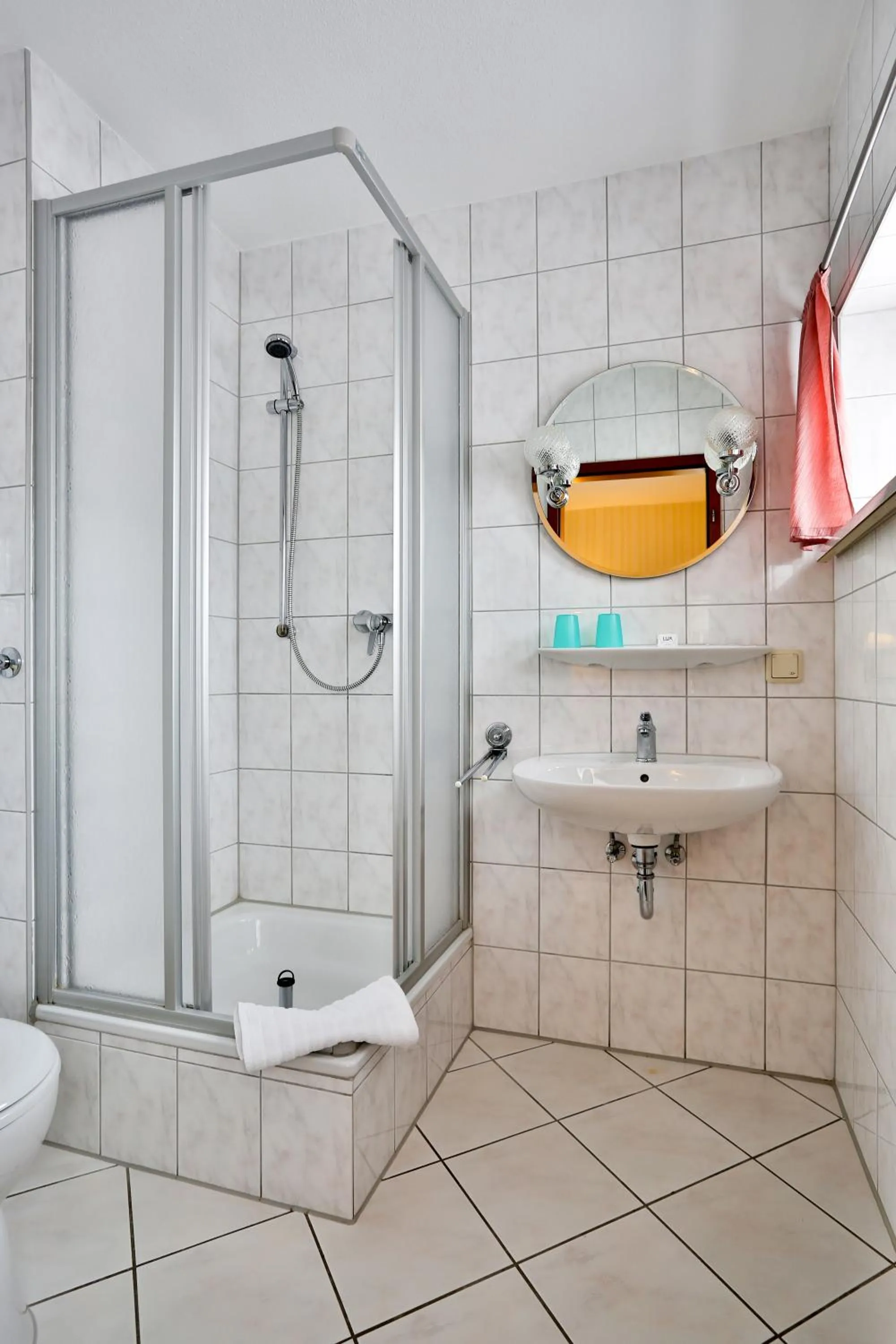 Shower in Hotel & Pension Villa Camenz