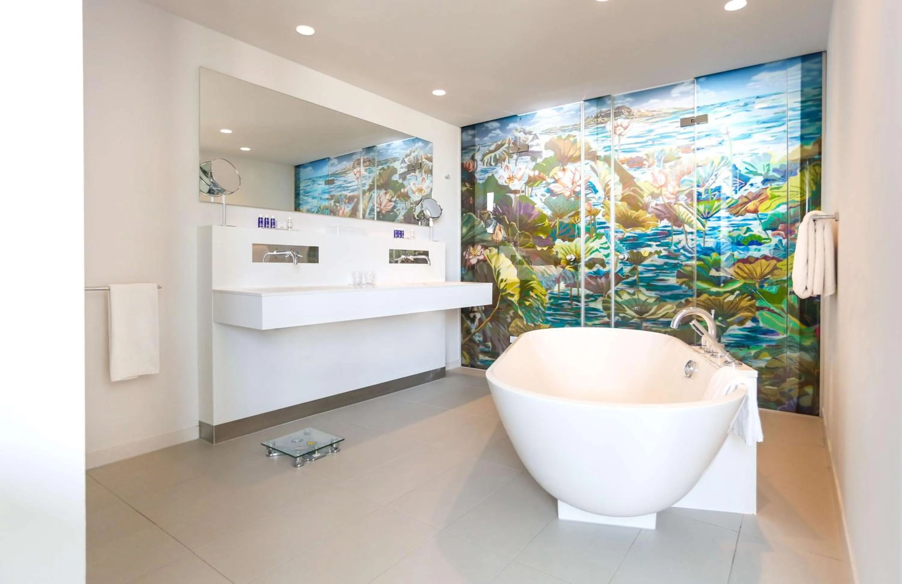 Bathroom in art'otel cologne, Powered by Radisson Hotels