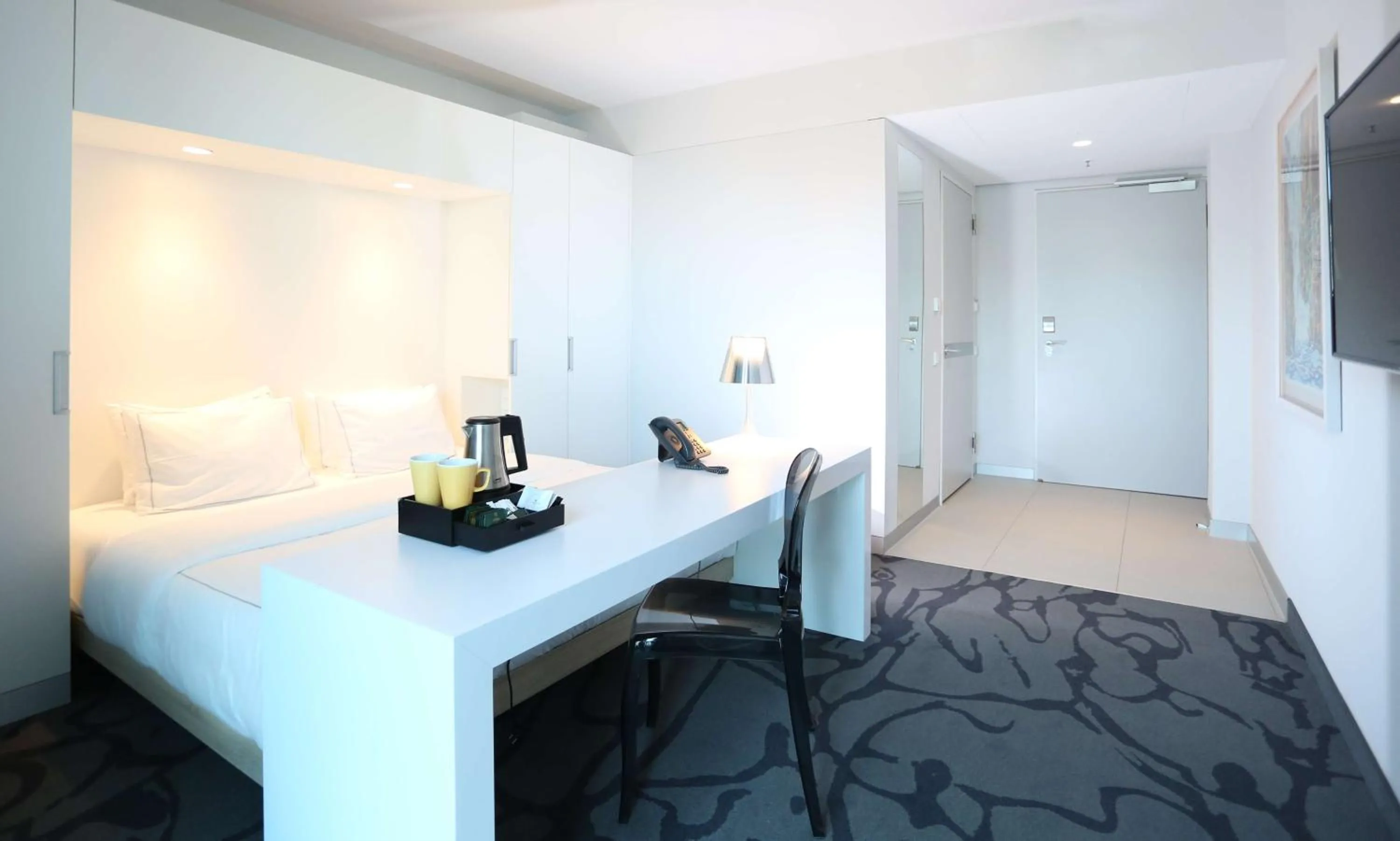 Bedroom, Bed in art'otel cologne, Powered by Radisson Hotels