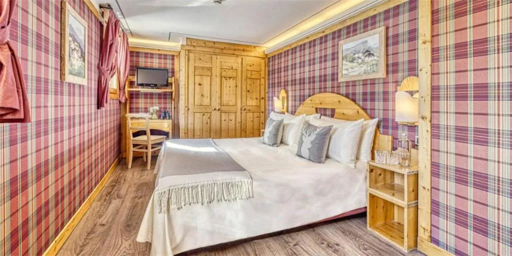 Bed in Hotel Sant'Orso - Mountain Lodge & Spa