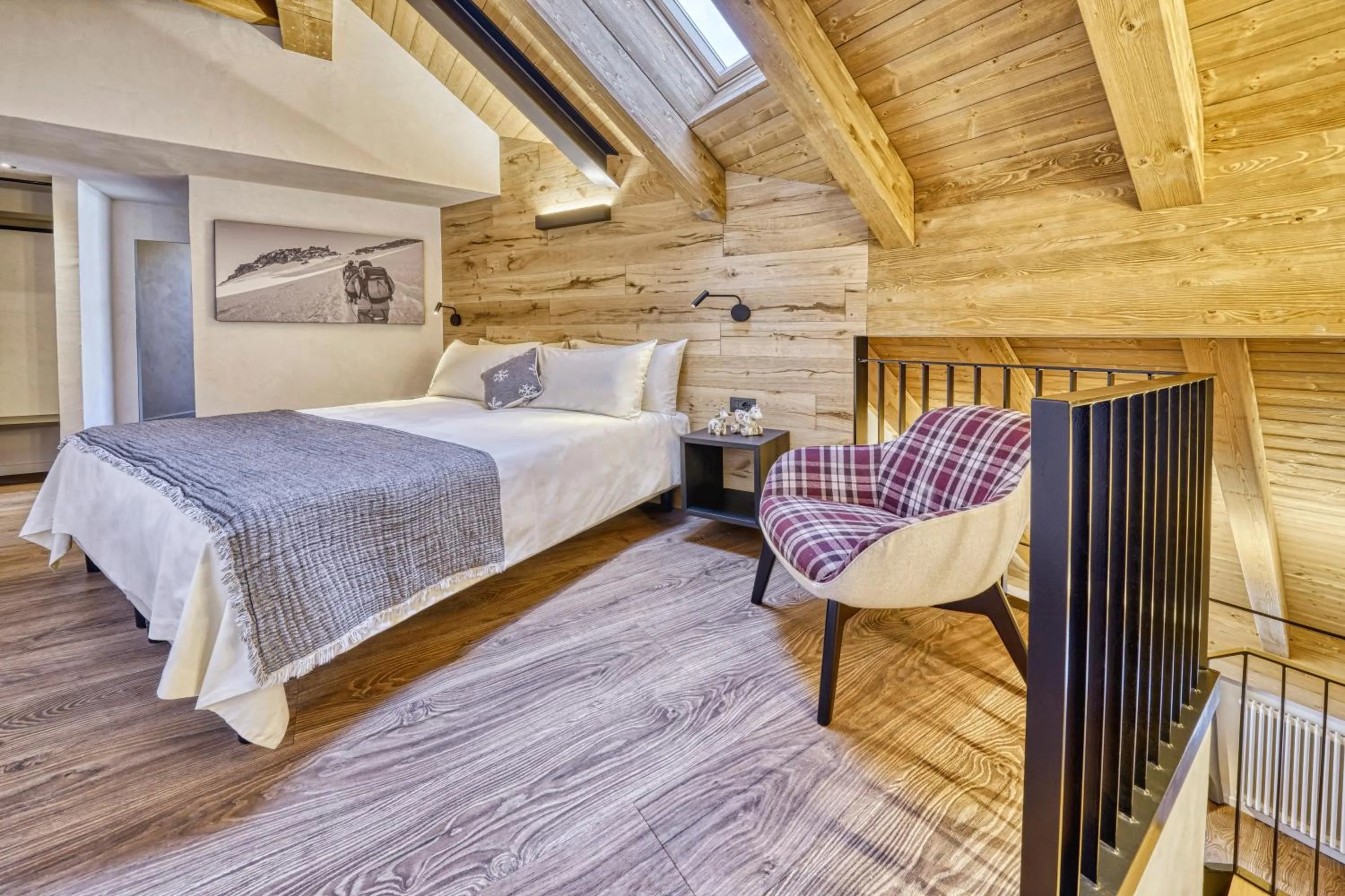 Bed in Hotel Sant'Orso - Mountain Lodge & Spa