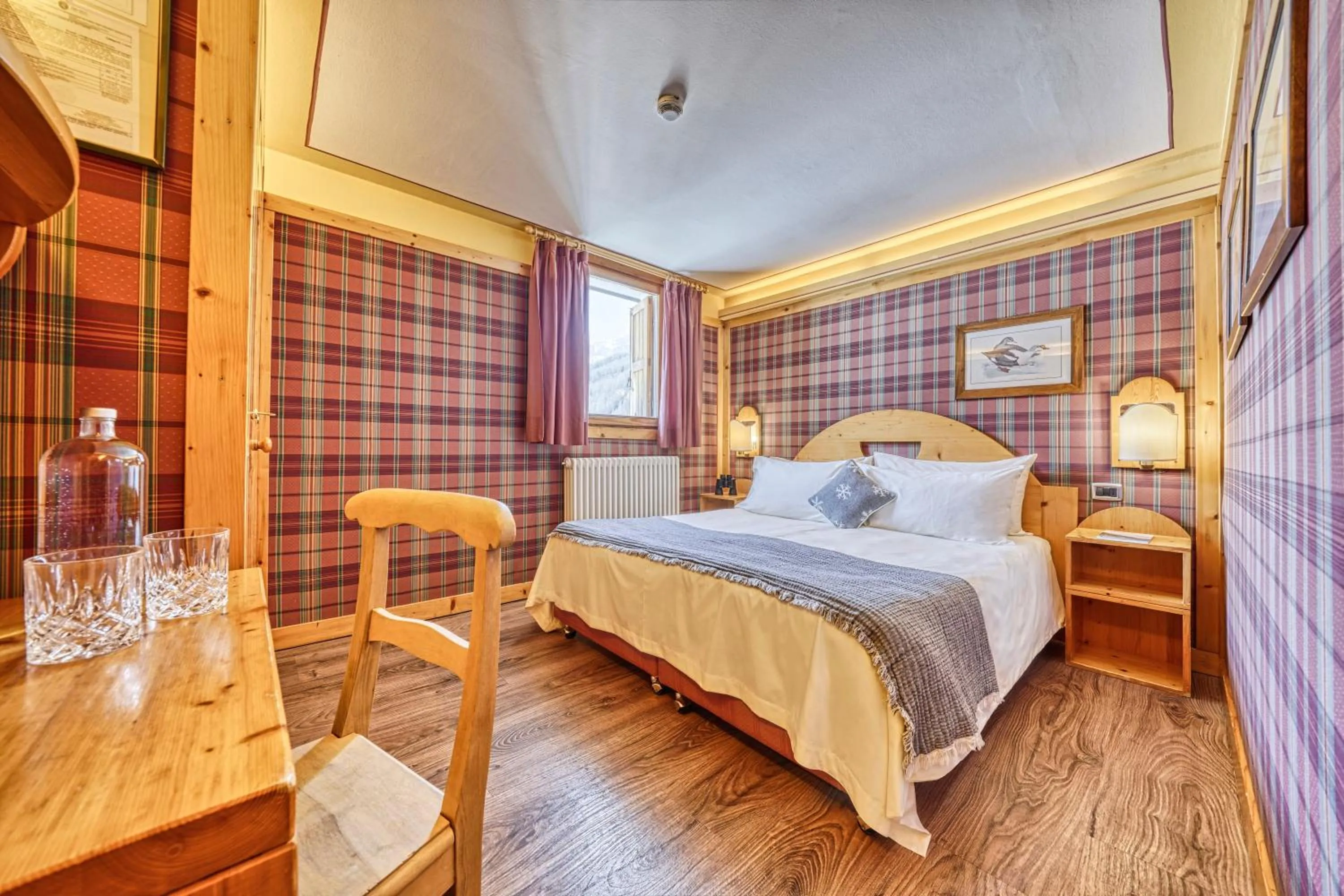 Bed in Hotel Sant'Orso - Mountain Lodge & Spa