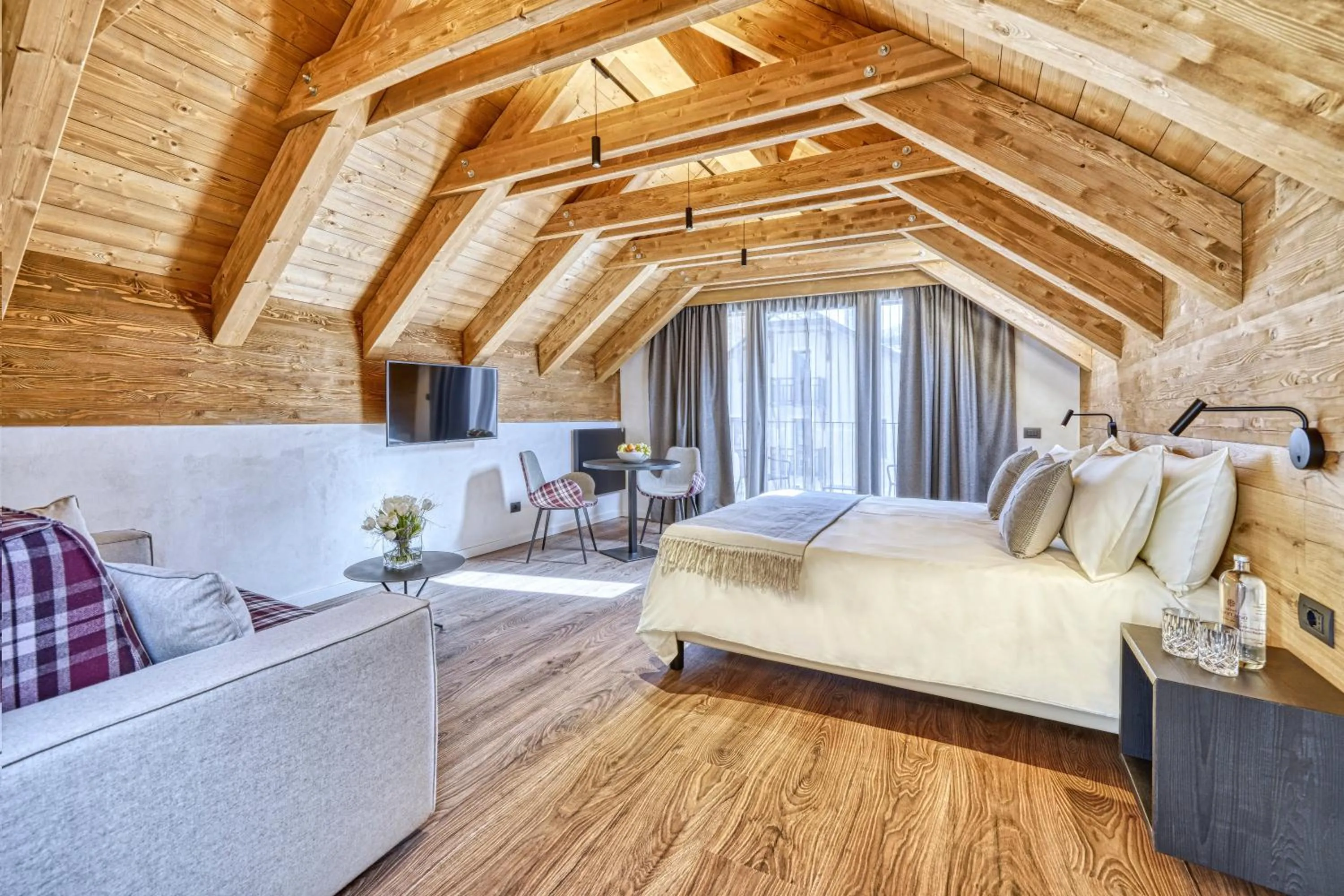 Bedroom, Bed in Hotel Sant'Orso - Mountain Lodge & Spa