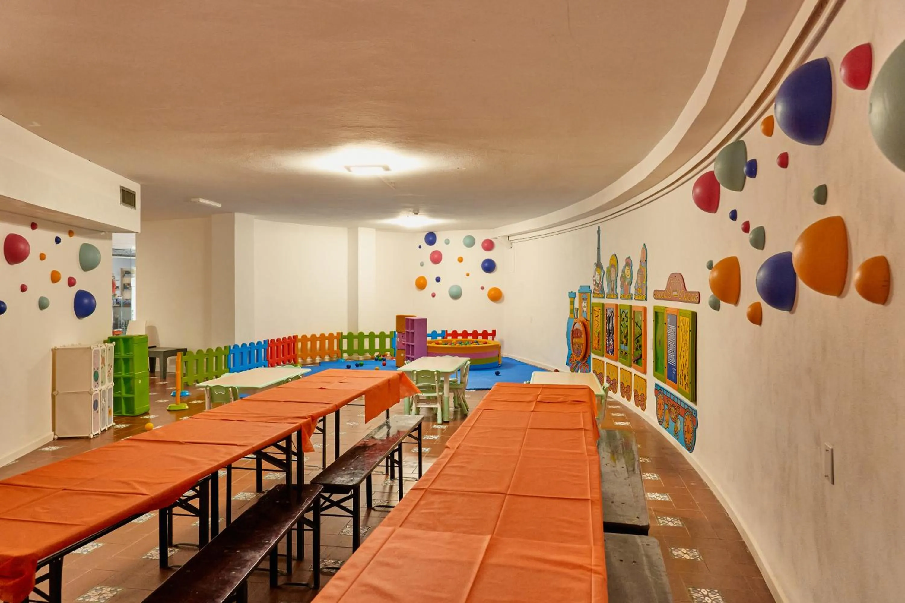 Children play ground in Club Esse Roccaruja