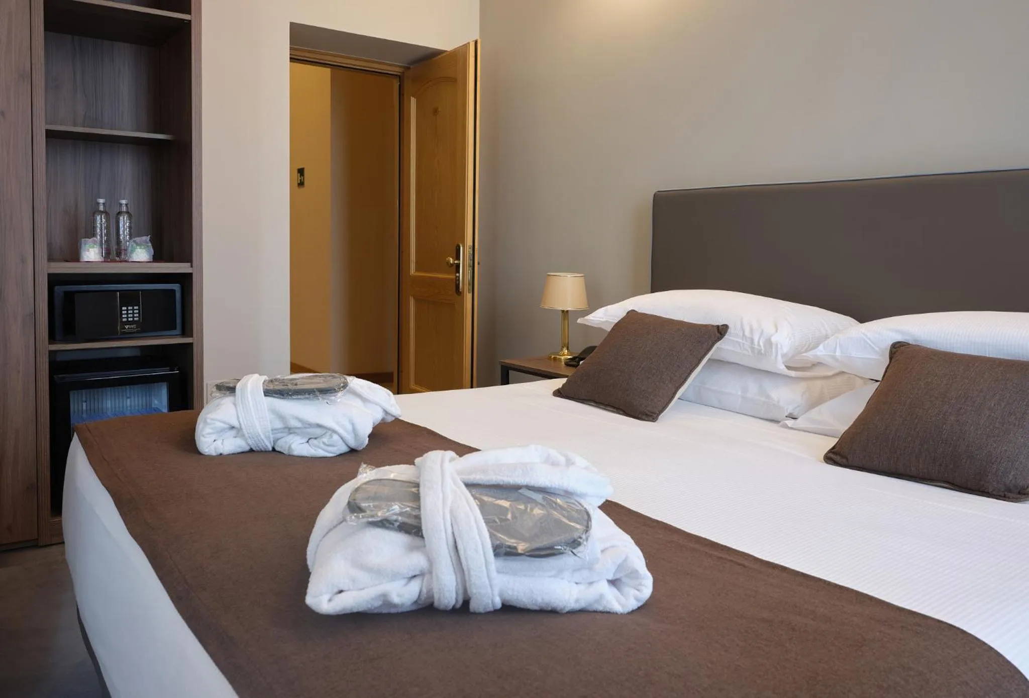 Bedroom, Bed in Hotel Ghiffa