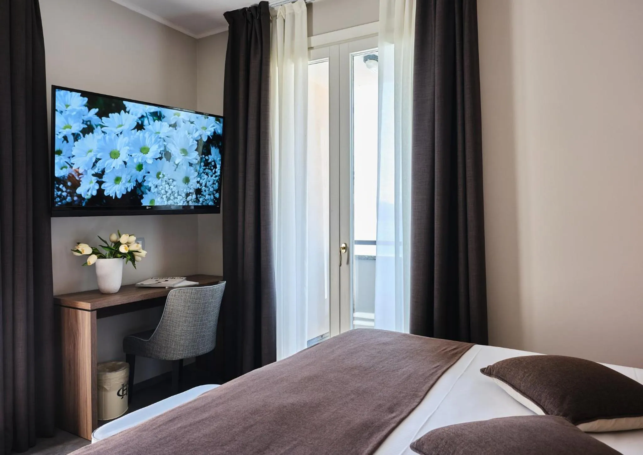 Bedroom, Bed in Hotel Ghiffa