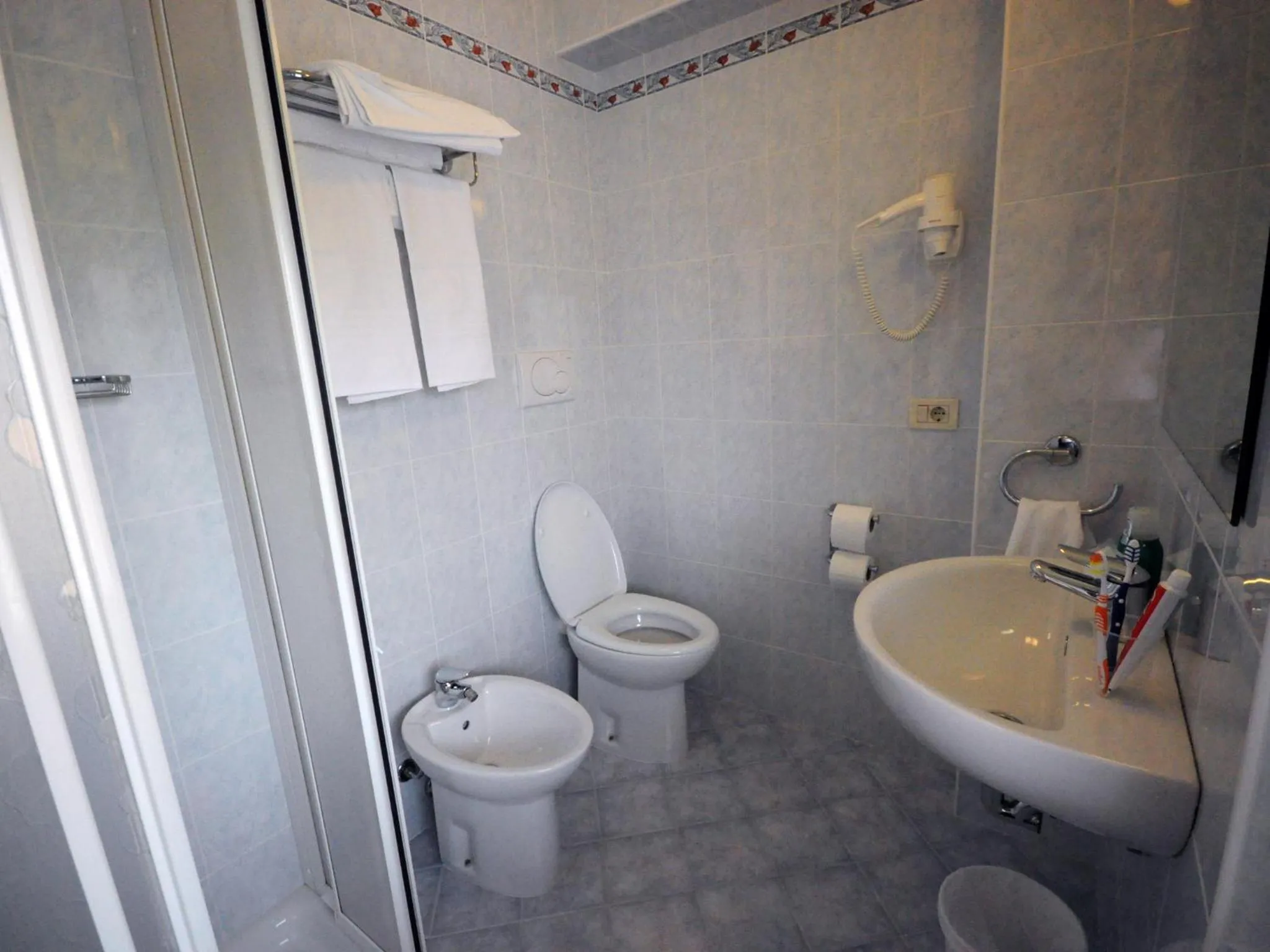 Bathroom in Hotel Marina